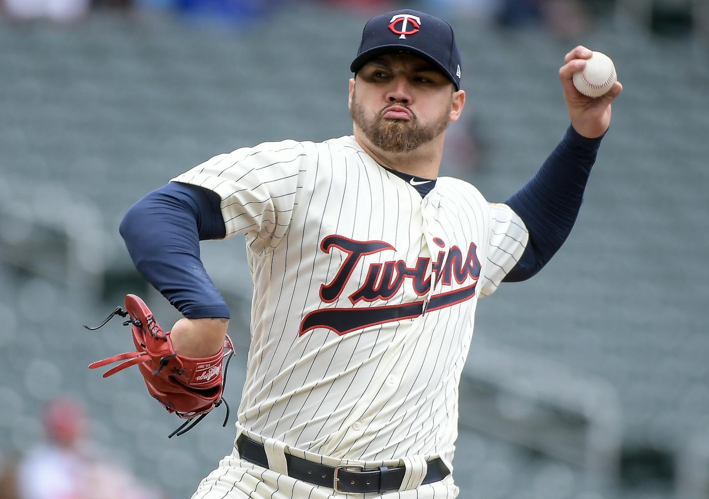 Minnesota Twins starting pitcher Hector Santiago (53) threw a pitch against the Kansas City Royals in the top of the second inning.