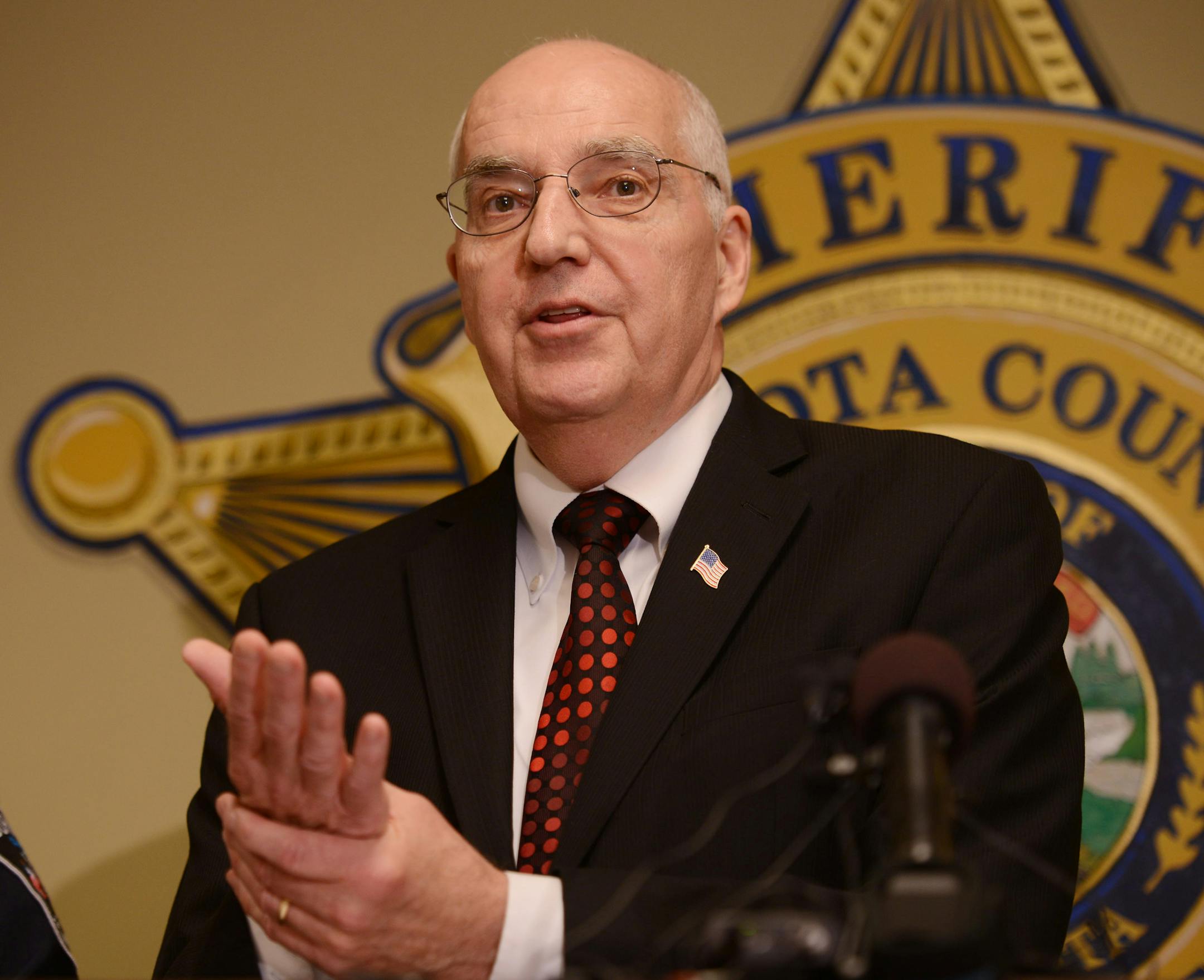 [ MARK VANCLEAVE/mark.vancleave@startribune.com * SCHUNK062814 * 20035180A * Dakota County Attorney James Backstrom announced that Shavelle Oscar Chaves-Nelson and Ashley Marie Conrade have been charged with second-degree intentional murder in connection with the death of Anarae Schunk. Friday, Jun 27, 2014 Dakota County Judicial Center. ] Dakota County Attorney James Backstrom explains how Ashley Marie Conrade was seen at work with injuries to her hands following the disappearance of Anarae Sch