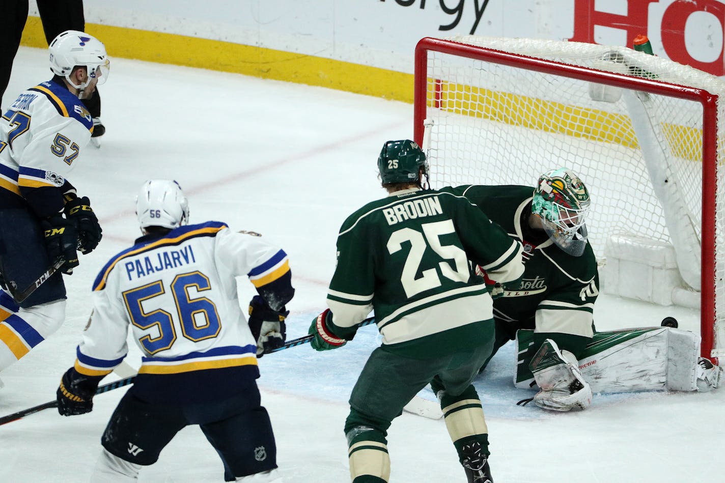 Minnesota Wild goaltender Devan Dubnyk (40) was unable to stop a shot in the second period.