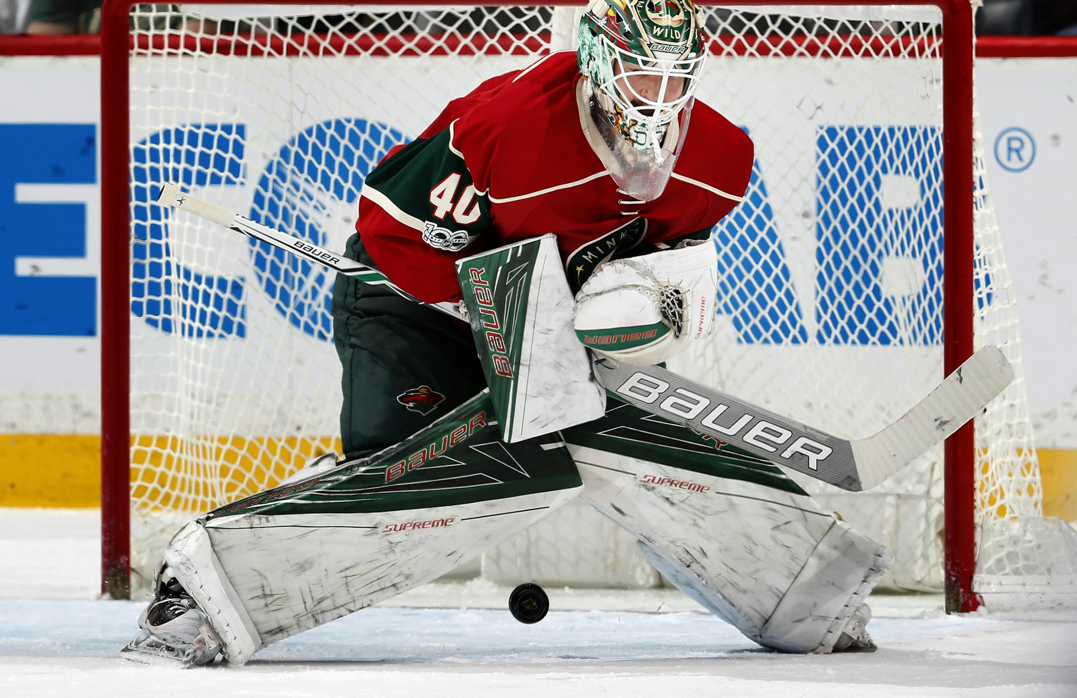 Wild goalie Devan Dubnyk (40) made a save in the second period. ] CARLOS GONZALEZ ï cgonzalez@startribune.com - March 7, 2017, St. Paul, MN, Xcel Energy Center, NHL, Hockey, St. Louis Blues at Minnesota Wild