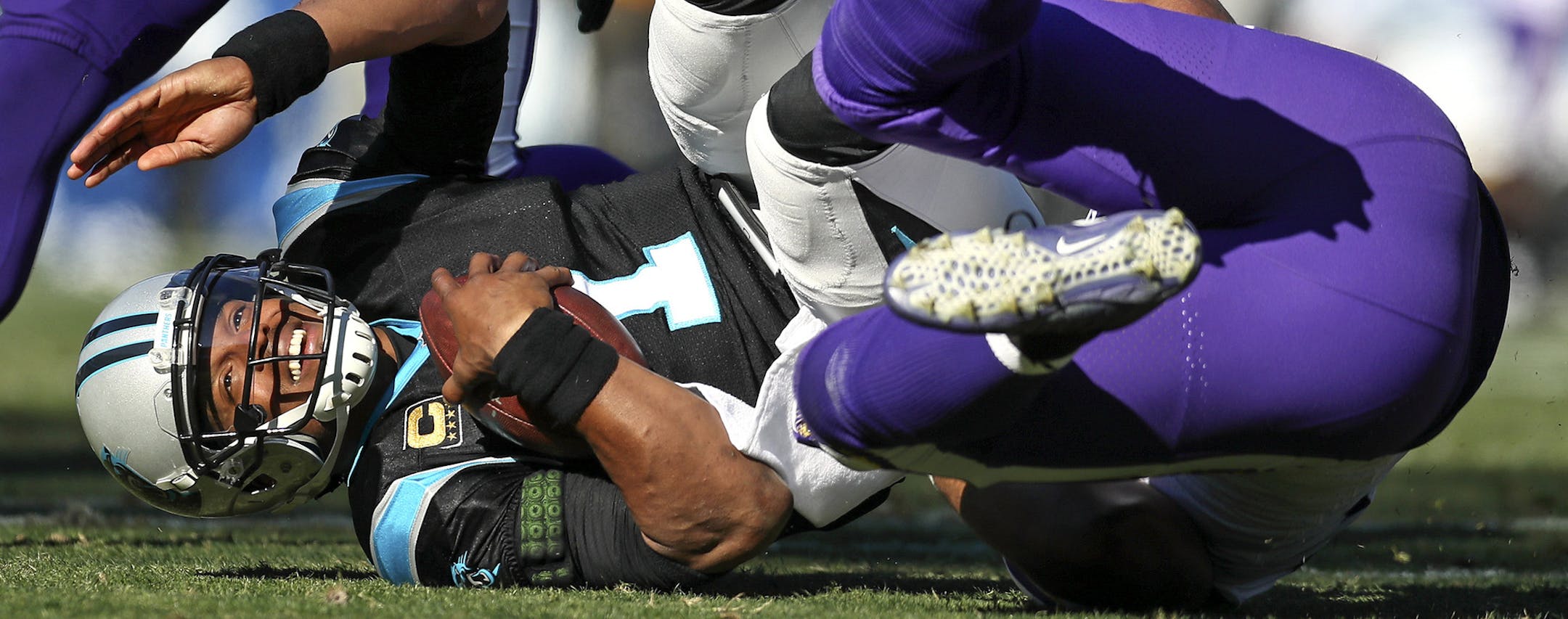 Minnesota Vikings' Tom Johnson sacks Carolina Panthers quarterback Cam Newton in the first quarter on Sunday, Dec. 10, 2017 at Bank of America Stadium in Charlotte, N.C. (Brian Peterson/Minneapolis Star Tribune/TNS) ORG XMIT: 1218168 ORG XMIT: MIN1712101957451115