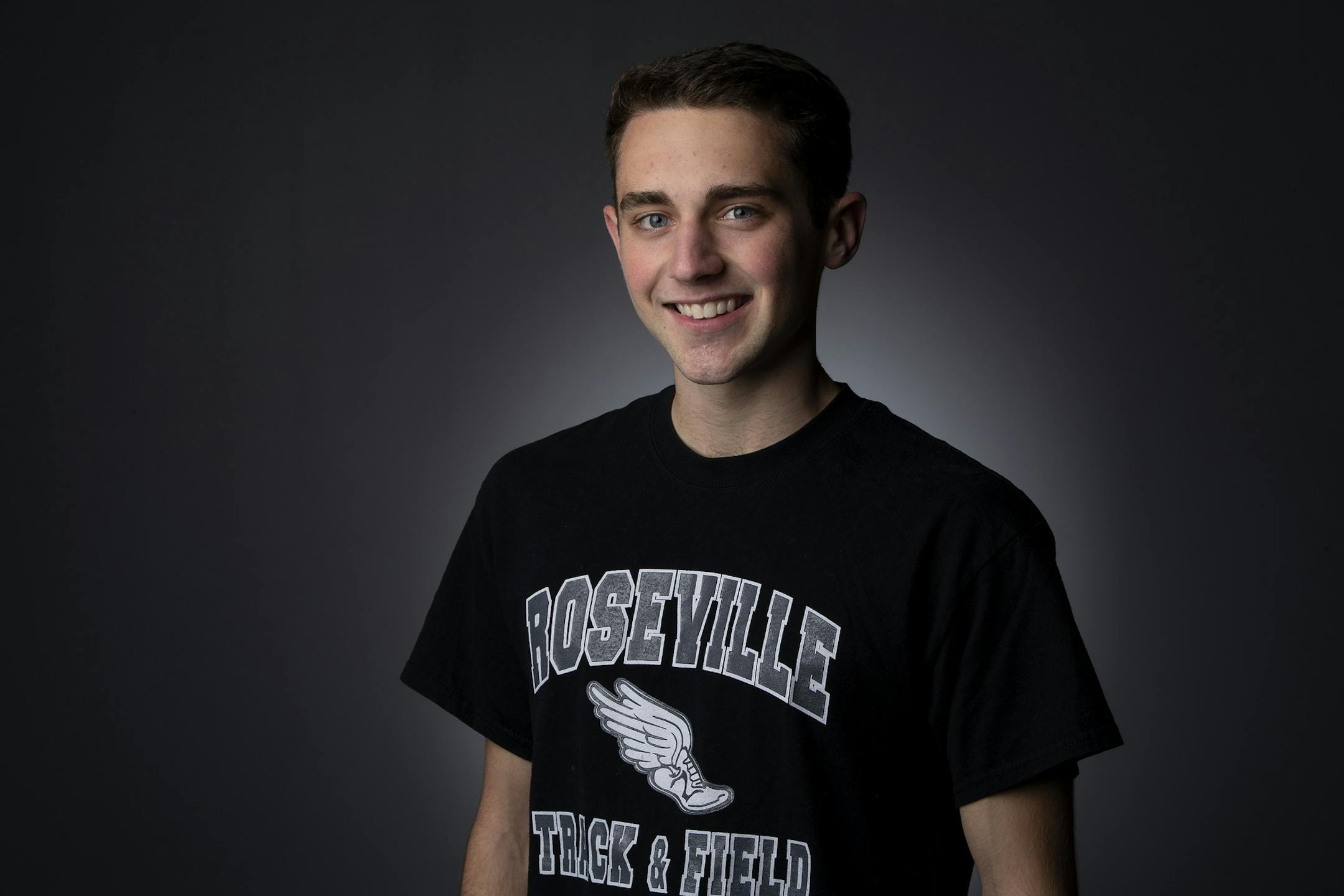 Roseville cross country Acer Iverson. ] CARLOS GONZALEZ ï cgonzalez@startribune.com ñ December 9, 2018, Minneapolis, MN, High School / Prep Fall athletes of the year for girls' tennis, cross-country and girls' swimming.