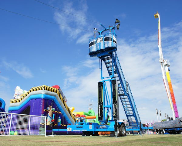 A zip line made by Spectrum Sports, the likely vendor of the Three Rivers system.