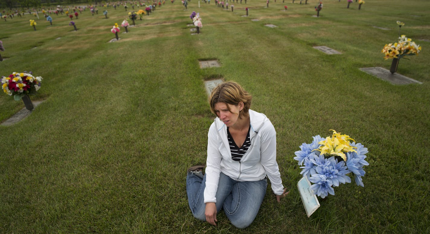 Lisa Lassen who lost her father, Kenneth Ell, a retired railroad worker, who died of organ failure stemming from a foot infection due to poor diabetic care described his harrowing last days during a video interview at the grave site in Aberdeen, South Dakota, on July 27, 2014. "I believe 100 percent that my father would still be alive today had he been treated by licensed and trained professionals." ] Richard Tsong-Taatarii/rtsong-taatarii@startribune.com