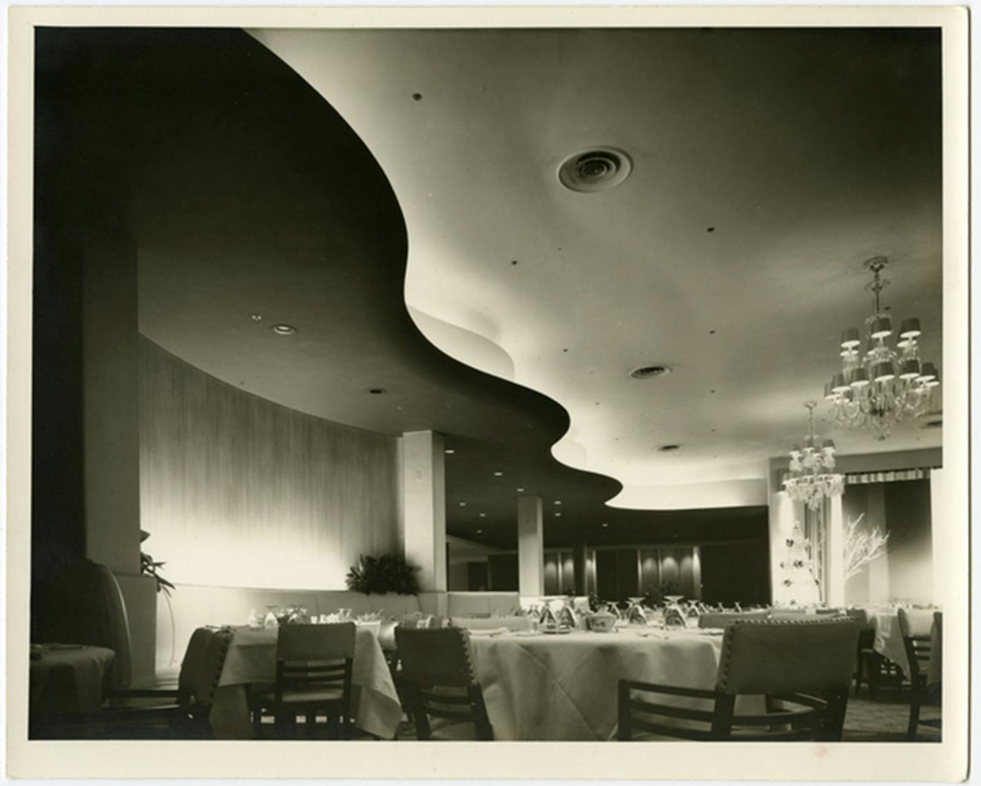 Credit: Norton & Peel
Dayton's Sky Room in about 1949