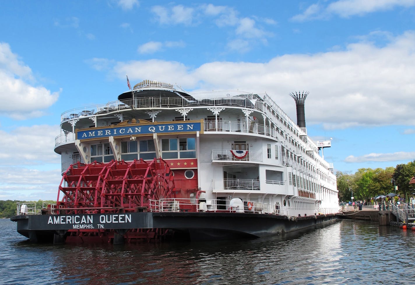 The American Queen in port at La Crosse, Wis. ] Photo by KERRI WESTENBERG/Star Tribune