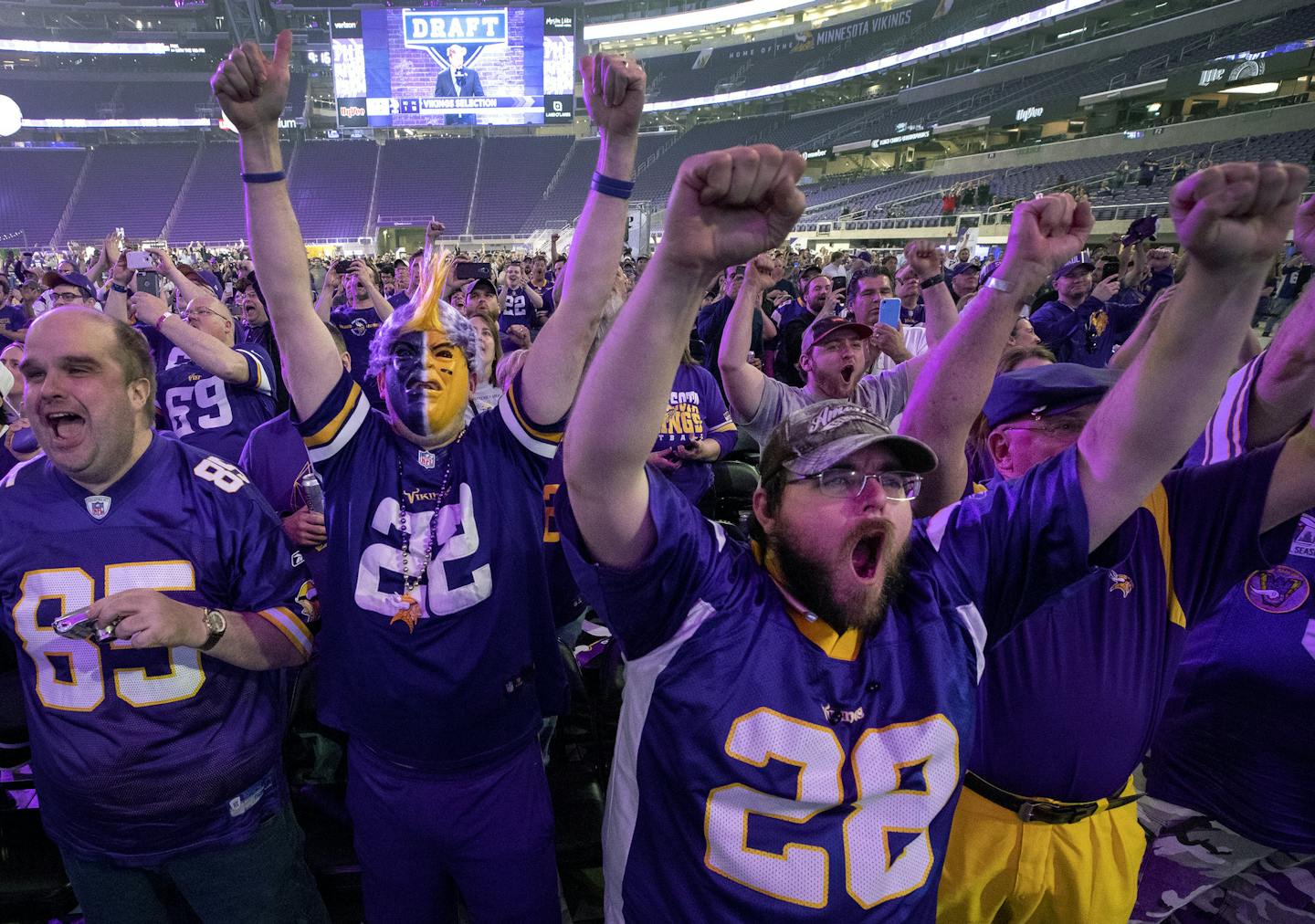 Vikings fans will be able to cheer for an e-sports team.