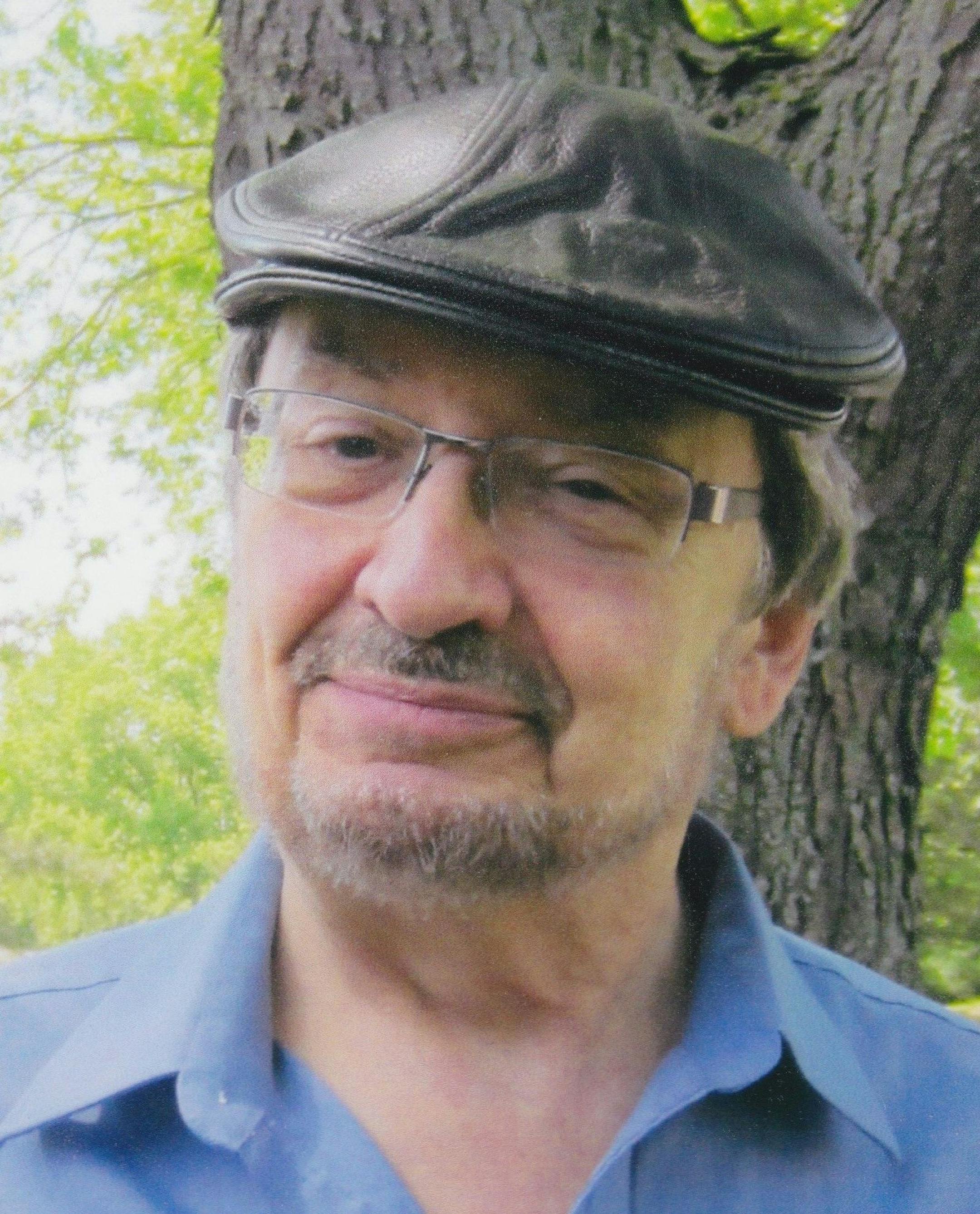 David Shove, poet and curator of the Midstream Reading Series in Minneapolis, died of a heart attack on Dec. 31. He was 81.