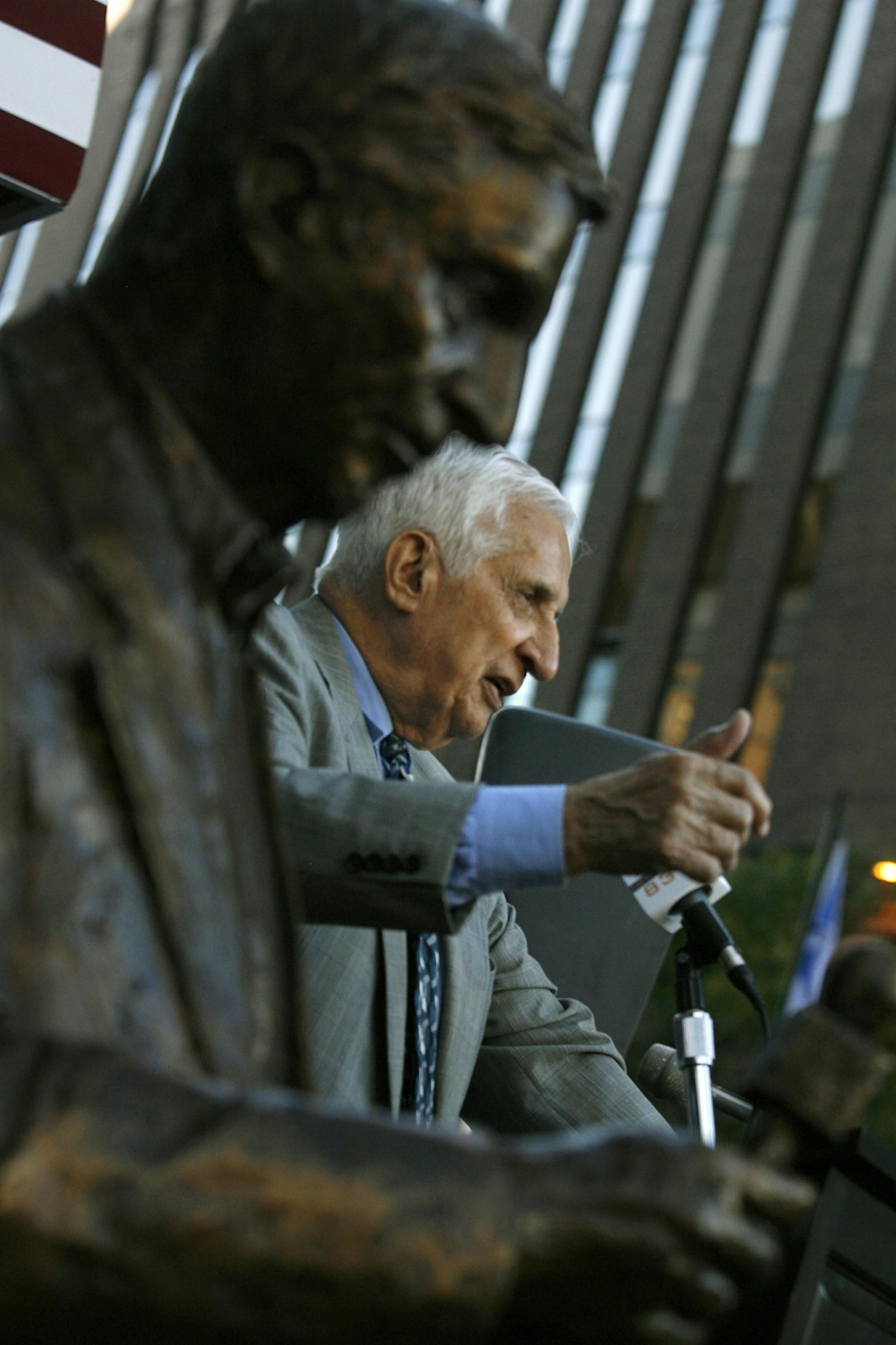 Star Tribune columnist Sid Hartman thanked his fans and co-workers from WCCO after he unveiled a statue of Hartman outside the Target Center.