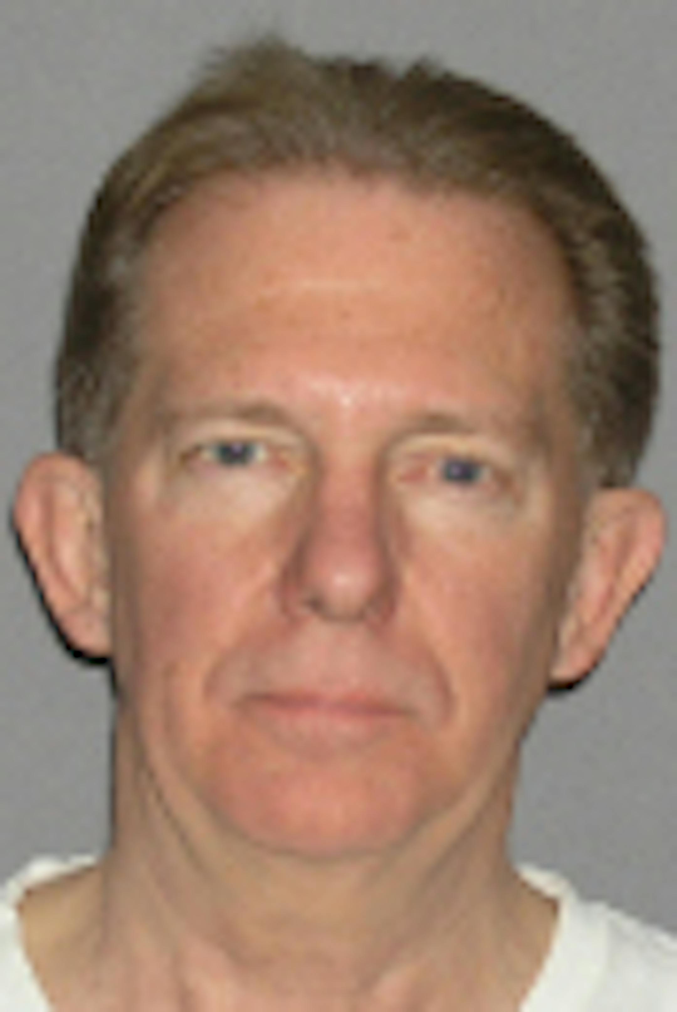 Gerald Greenfield credit: US dept of Justice On Saturday, March 30, 2013, at approximately 10:00 p.m., inmates Krzyzaniak, Michael #88239-012 and Greenfield, Gerald #15077-041 were discovered missing from the Federal Prison Camp, Duluth, MN. Inmate Krzyzaniak is a 64-year-old white male, with brown hair and hazel eyes. He is 6‚Äô0‚Äù tall and weighs 200 pounds. He is from Minneapolis, Minnesota. Inmate Krzyzaniak is serving a 151 month sentence for Aiding and Ab