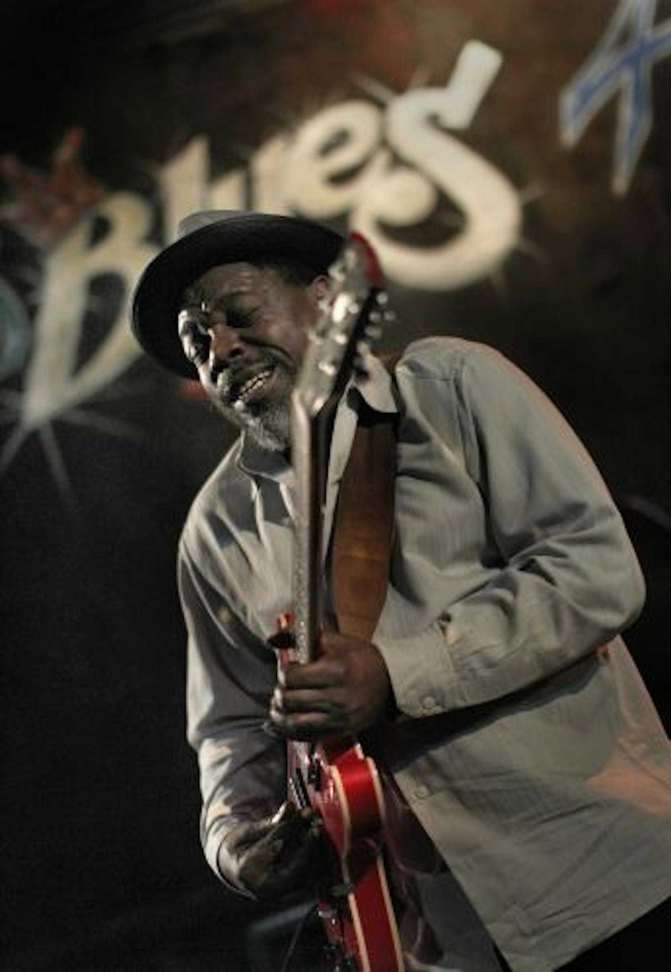 Chicago bluesman Lurrie Bell performed at Wilebski's Blues Saloon.