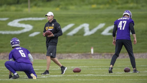 Minnesota Vikings new kicking coach Nate Kaeding, center, worked with kickers during practice at the TCO Performance Center, Wednesday, May 29, 2019 i