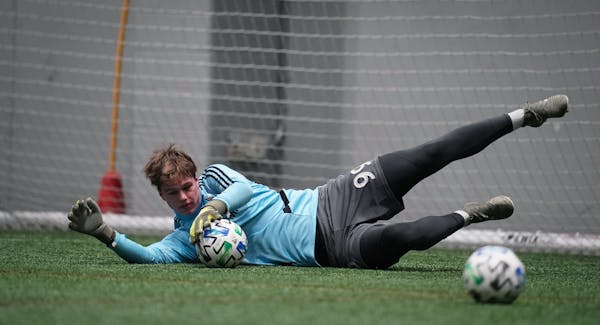 Fred Emmings, a 6-5 sophomore at St. Paul Central, practiced with Minnesota United in Blaine after signing a pro contract and trained in Florida with 