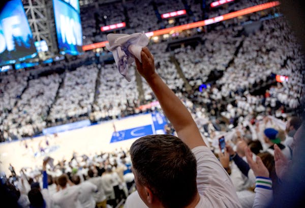 The "whiteout" at the Wolves-Suns playoff game Saturday got fans into the game early.