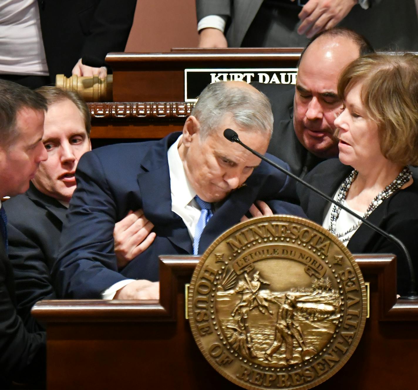 Governor Dayton colapsed during his State of the State address. On the right Lt Governor Tina Smith, on the left Secretary of State Steve Simon. ] GLEN STUBBE &#xef; glen.stubbe@startribune.com Monday January 23, 2017 Gov. Mark Dayton delivers his State of the State speech at 7 p.m. in the House of Representatives chamber of the Minnesota State Capitol. EDS, Address is in the House Chamber but they check the whole Capitol.