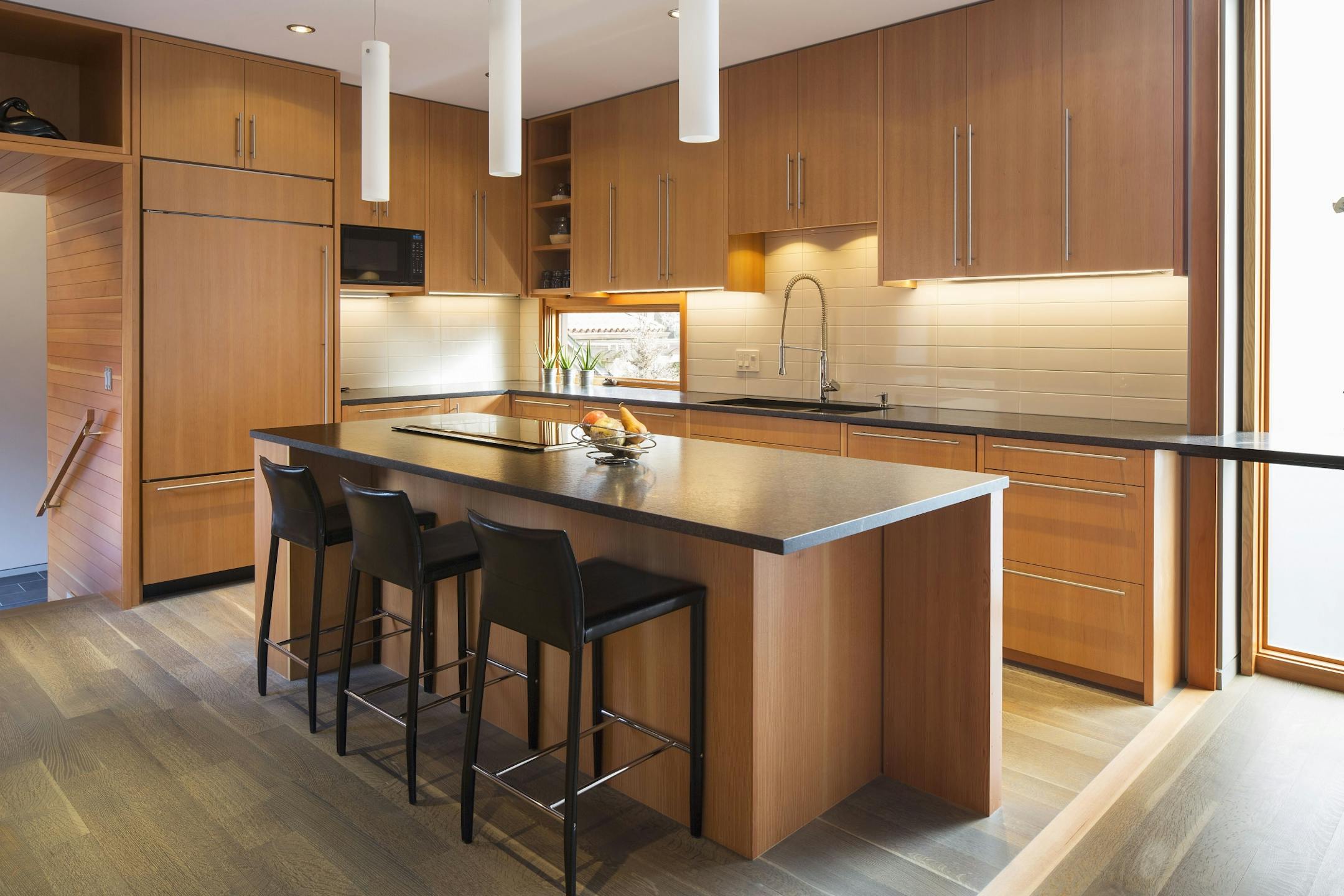 Troy Thies Kitchen, Home of the Month, Lake of the Isles
