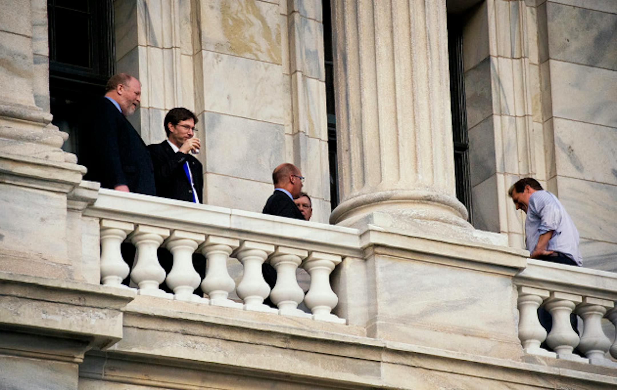 With just a few hours to go until the end of the session, Senators took advantage of yet another recess to get some fresh air outside the Senate balcony while final bills are negotiated    Monday, May 20, 2013  ]   GLEN STUBBE * gstubbe@startribune.com