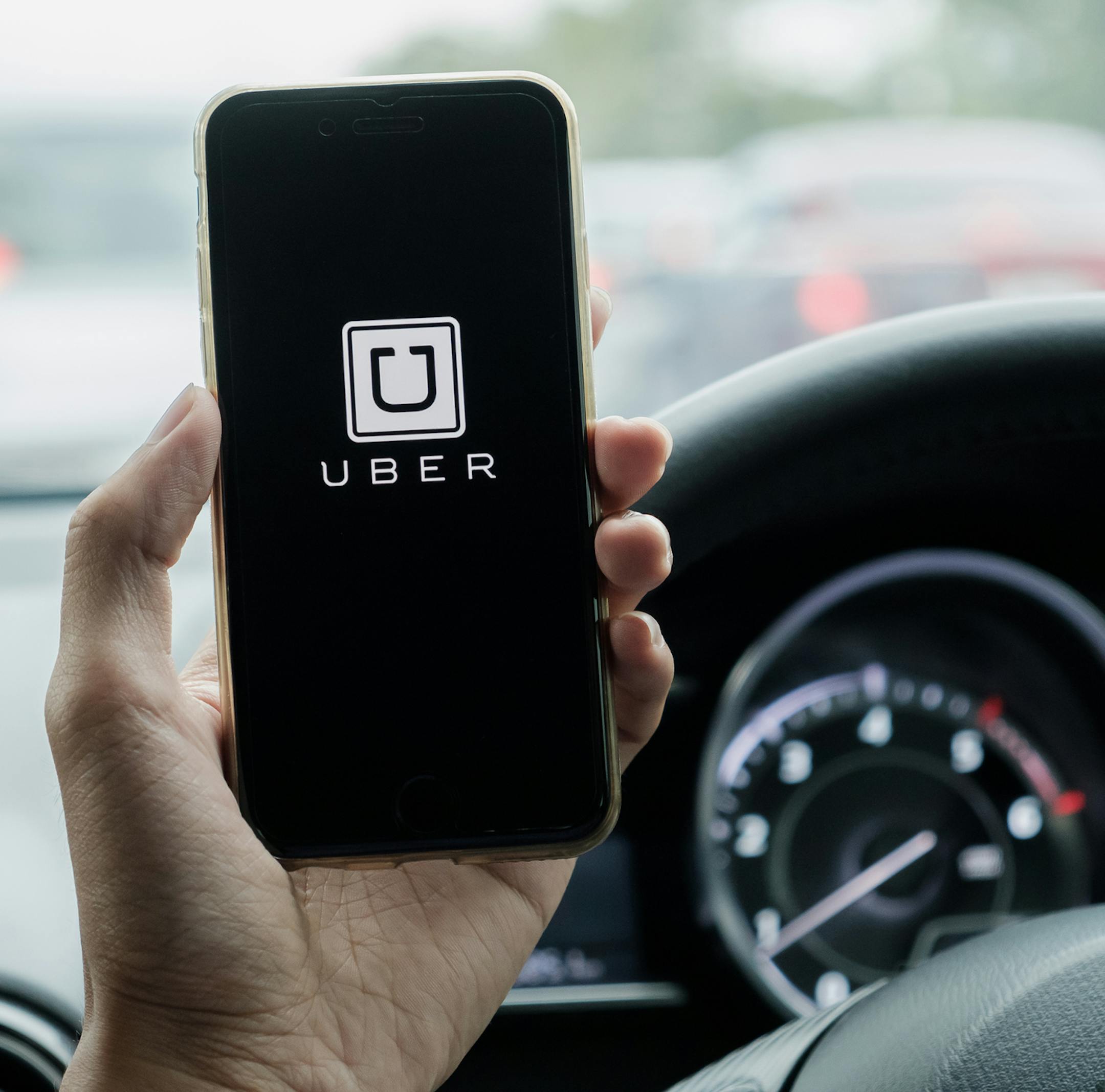 Uber Technologies, known for its ride-hailing service, is testing an on-demand staffing business called Uber Works in Chicago. Uber has been testing the service, which would provide events and corporate functions with temporary workers, for the past few months. (Dreamstime) ORG XMIT: 1243333