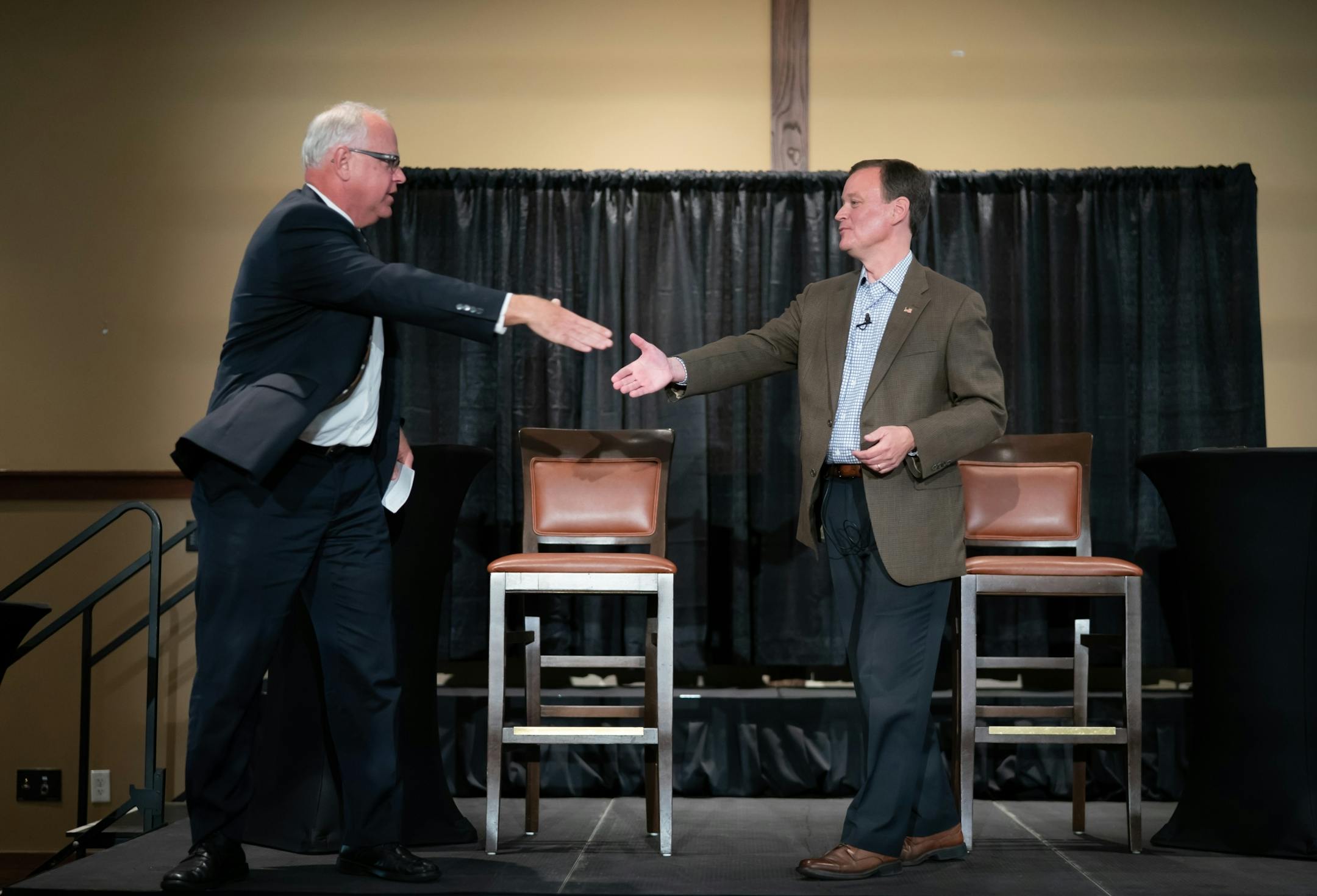 Candidates for governor Tim Walz and Jeff Johnson ended their first debate as it started, with a handshake. They had their first debate at Grand View Lodge, Nisswa, MN. Tom Hauser of KSTP moderated the debate.