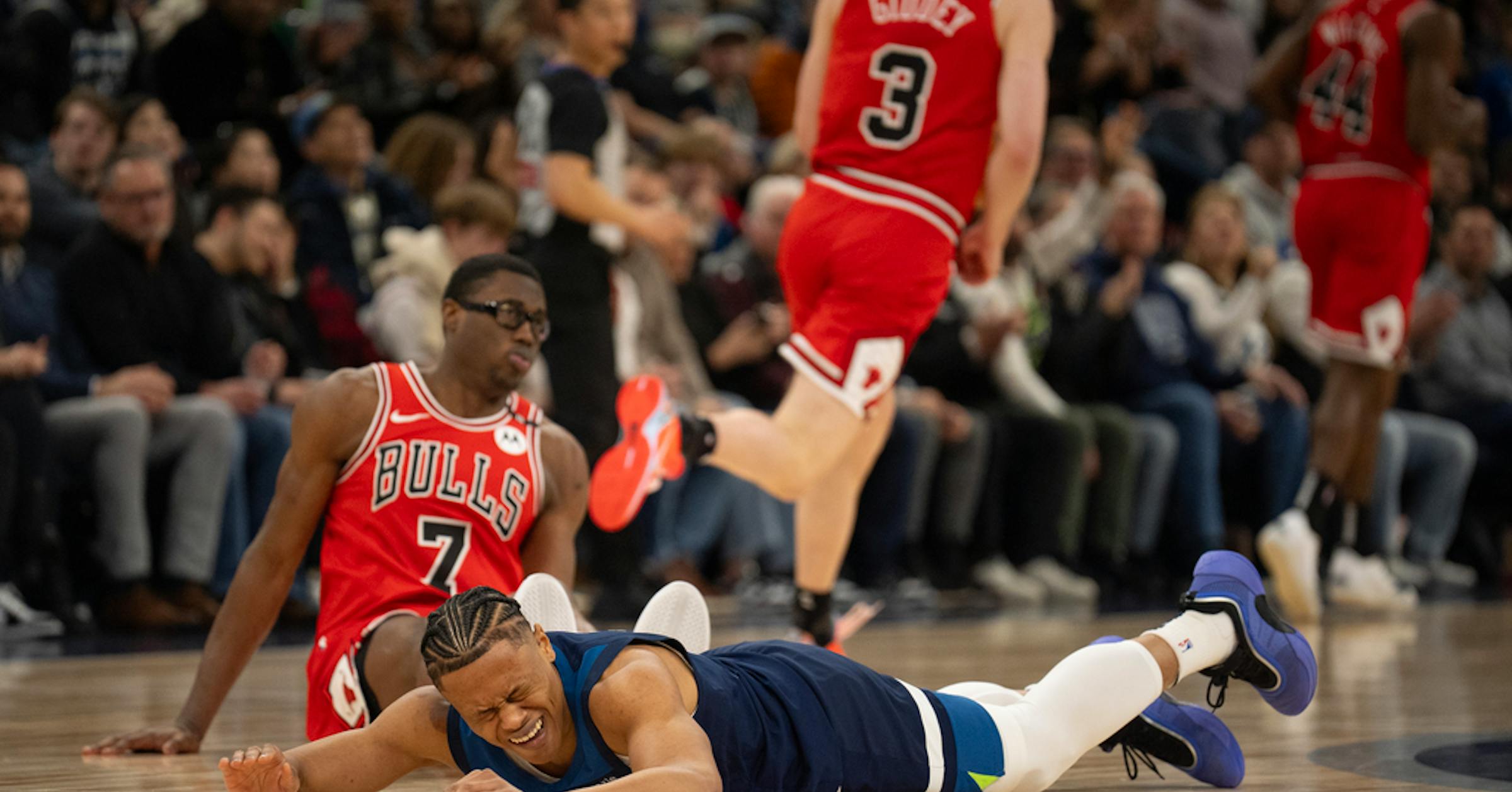 Podcast: Wolves win, but NBA rivals take big swings; Vikings offense in ...