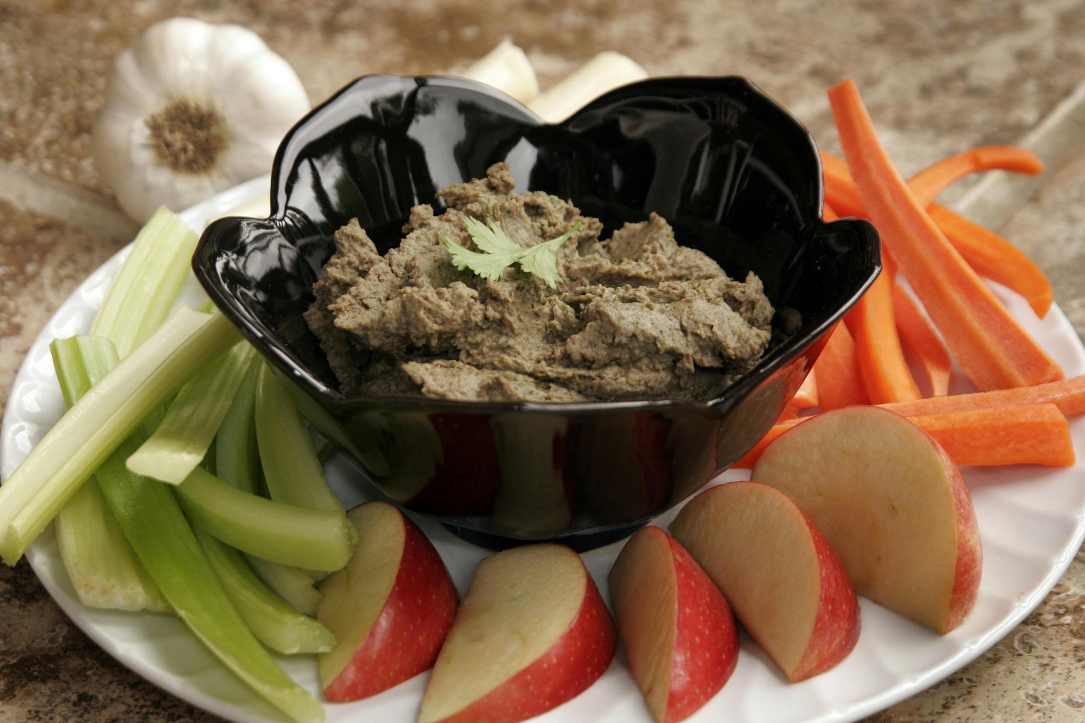 Black bean hummus
