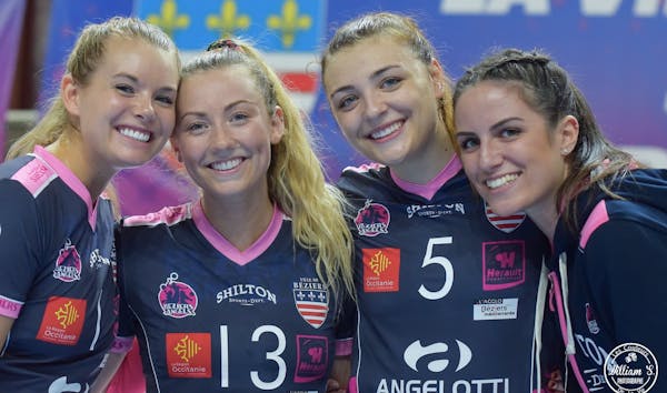 Photo from Samantha Seliger-Swenson
From left, French league rookies Alexa Smith, Samantha Seliger-Swenson, Ali Bastianelli and Astrid Popic