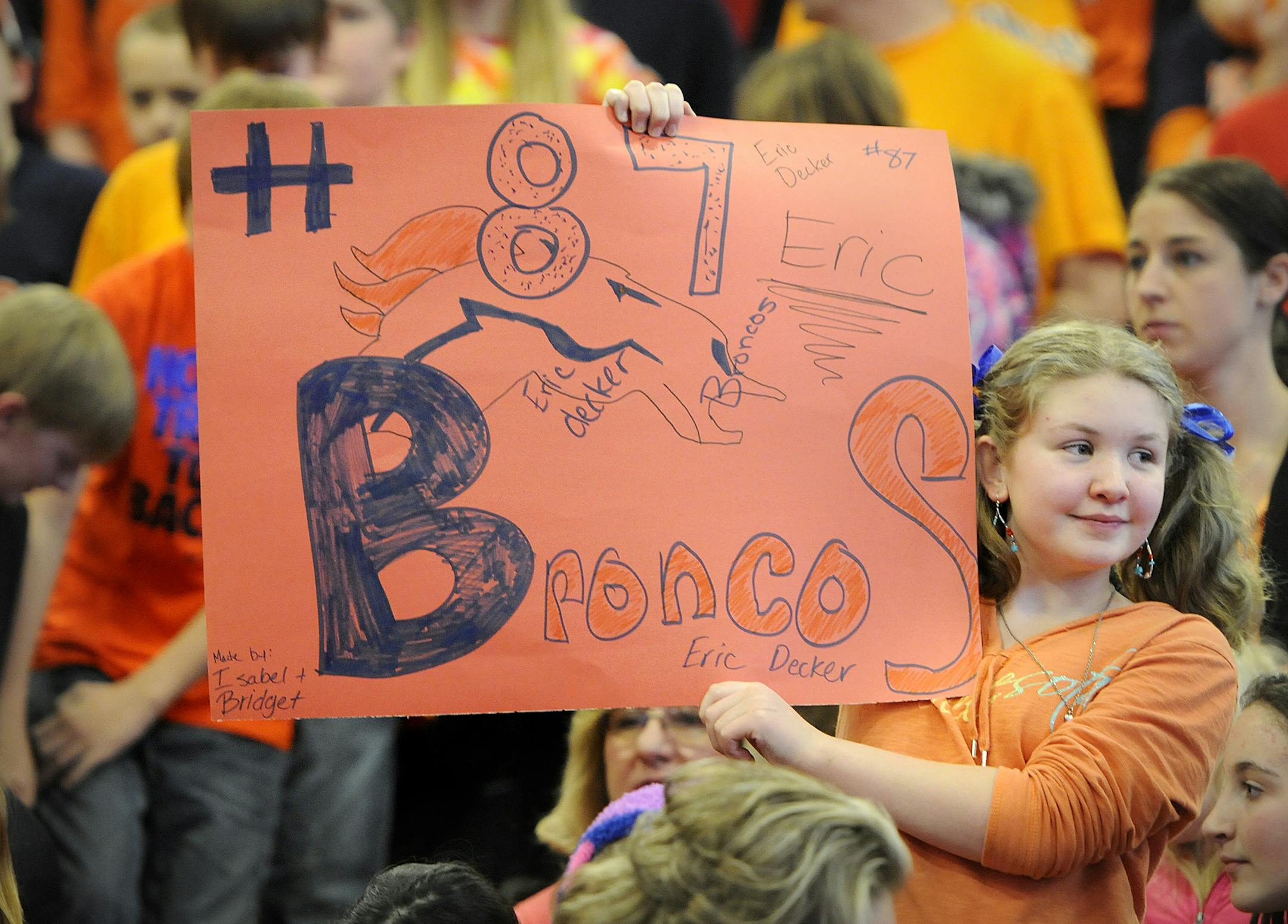 While Eric Decker continued preparation for Sunday’s Super Bowl, he was being honored back home. It was Eric Decker Day on Thursday at Rocori High School in Cold Spring, Minn. Decker is a 2005 Rocori graduate.