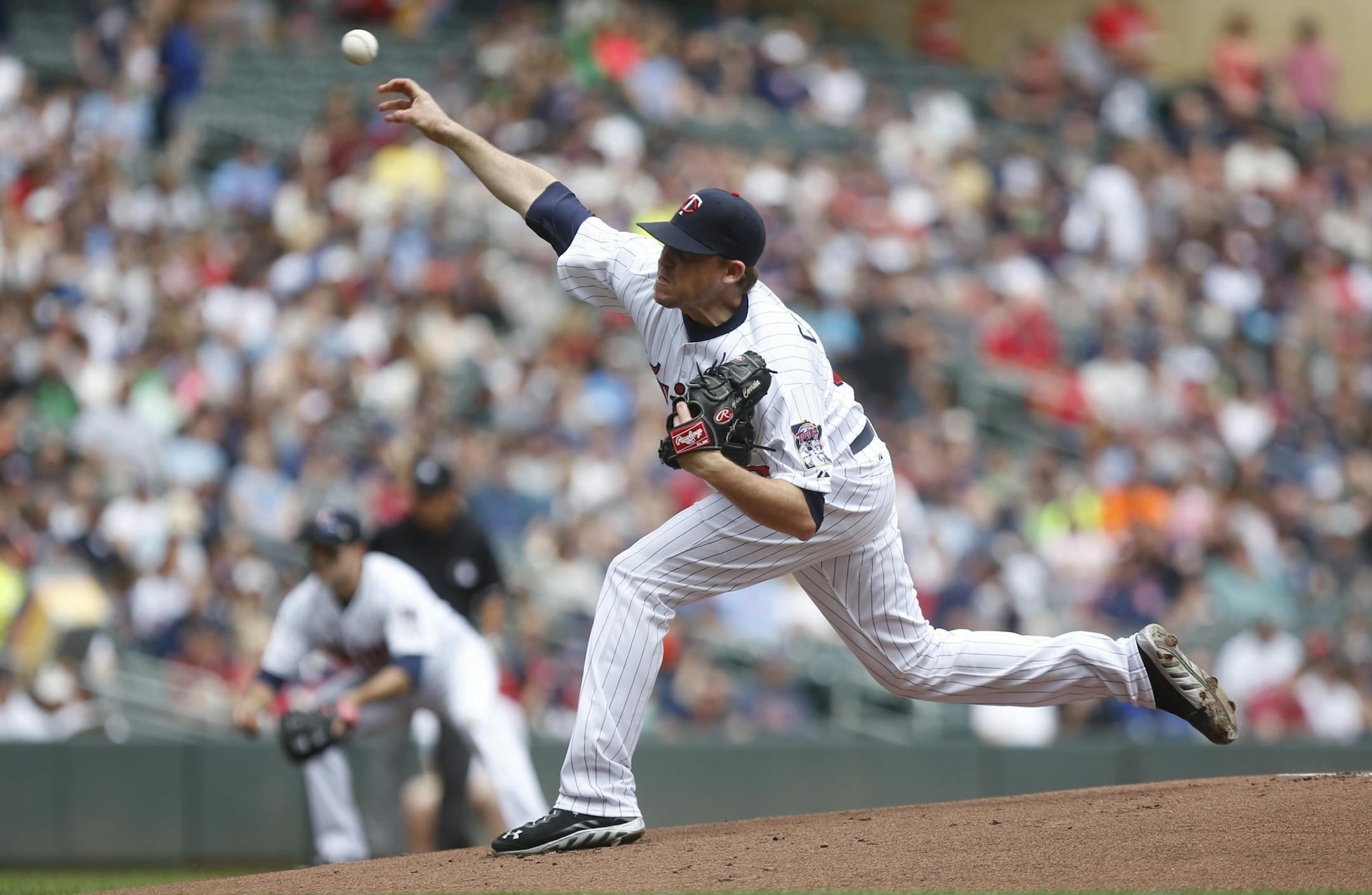 Twins starter Kevin Correia threw eight innings of shutout ball against the Rangers on Sunday.