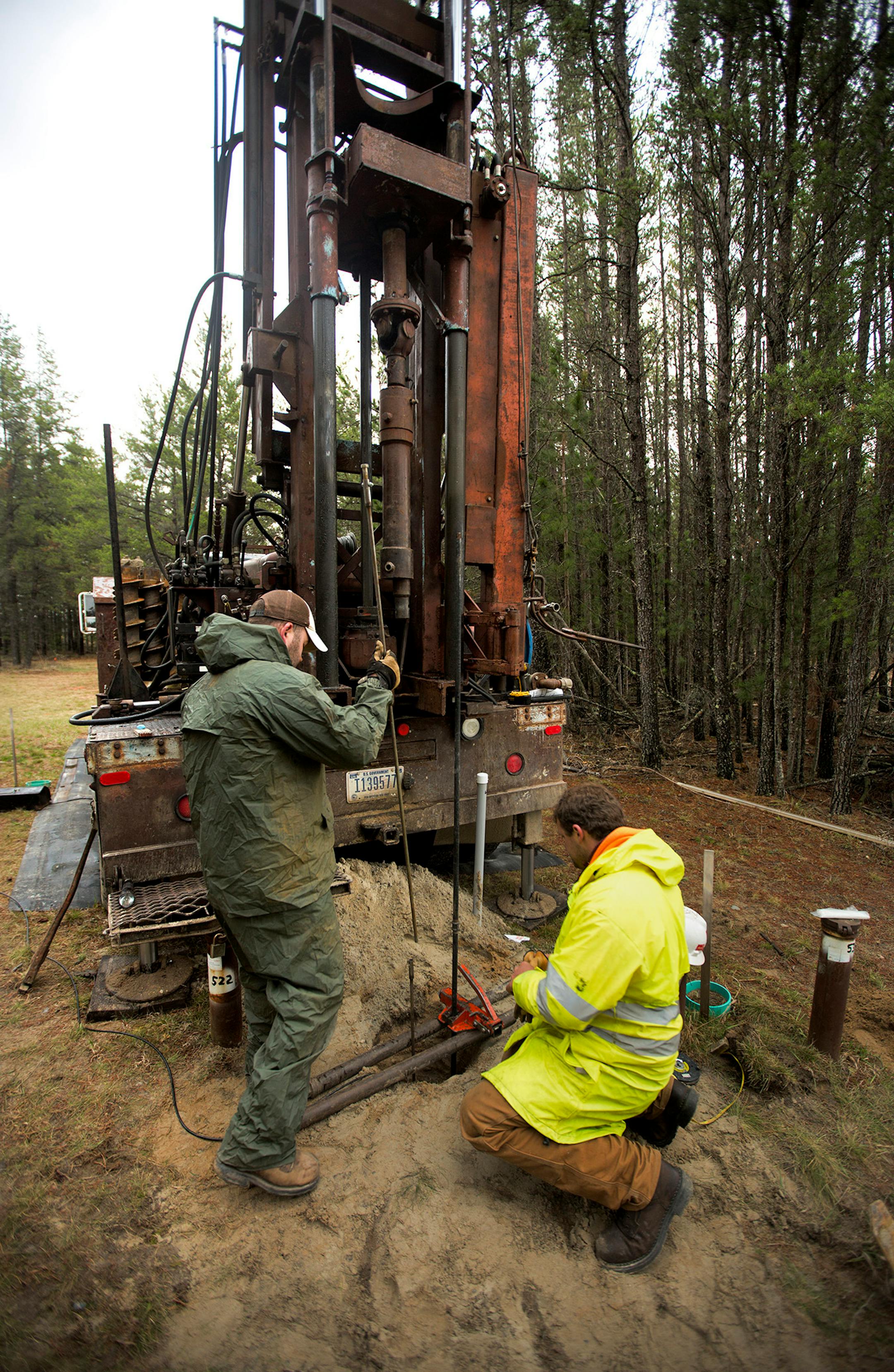 As Enbridge Energy plans another crude oil pipeline through northern Minnesota bog lands, state environmental officials are worried about the risk of another spill in sensitive natural areas. At the site of 1979 spill near Bemidji, scientists have dotted the landscape with bore holes to study of the lingering underground pollution. Here, crews bore 27 feet below the surface to survey the groundwater for oil from the 1979 spill. ] BRIAN PETERSON • brian.peterson@startribune.com Solway, MN 5/12/20