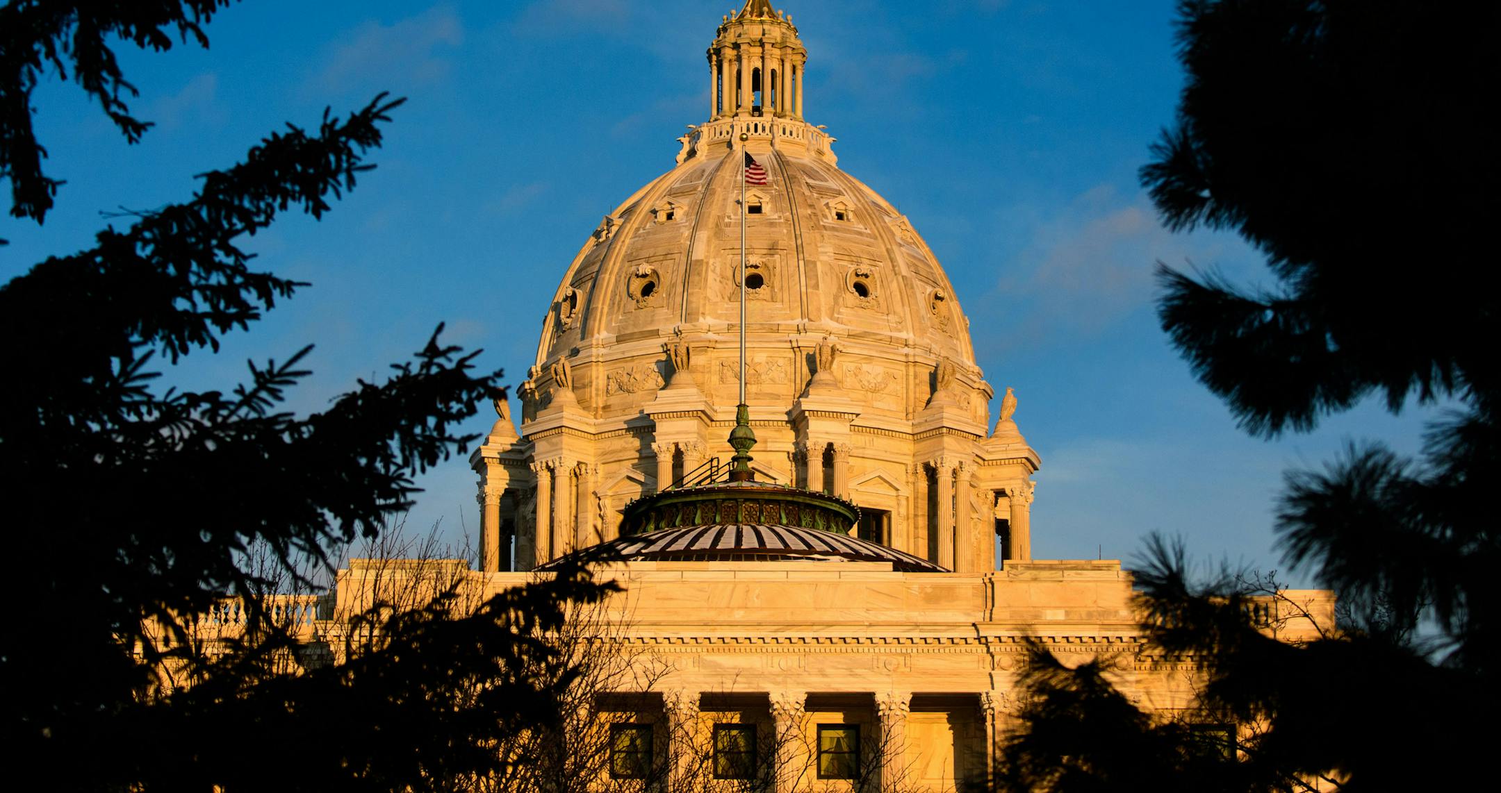 The Minnesota State Capitol was bathed in warm evening light as the sun went down on the first day of the legislative session. ] GLEN STUBBE • glen.stubbe@startribune.com Tuesday, February 20, 2018 EDS, FOR USE WITH ANY APPROPRIATE STORY GS