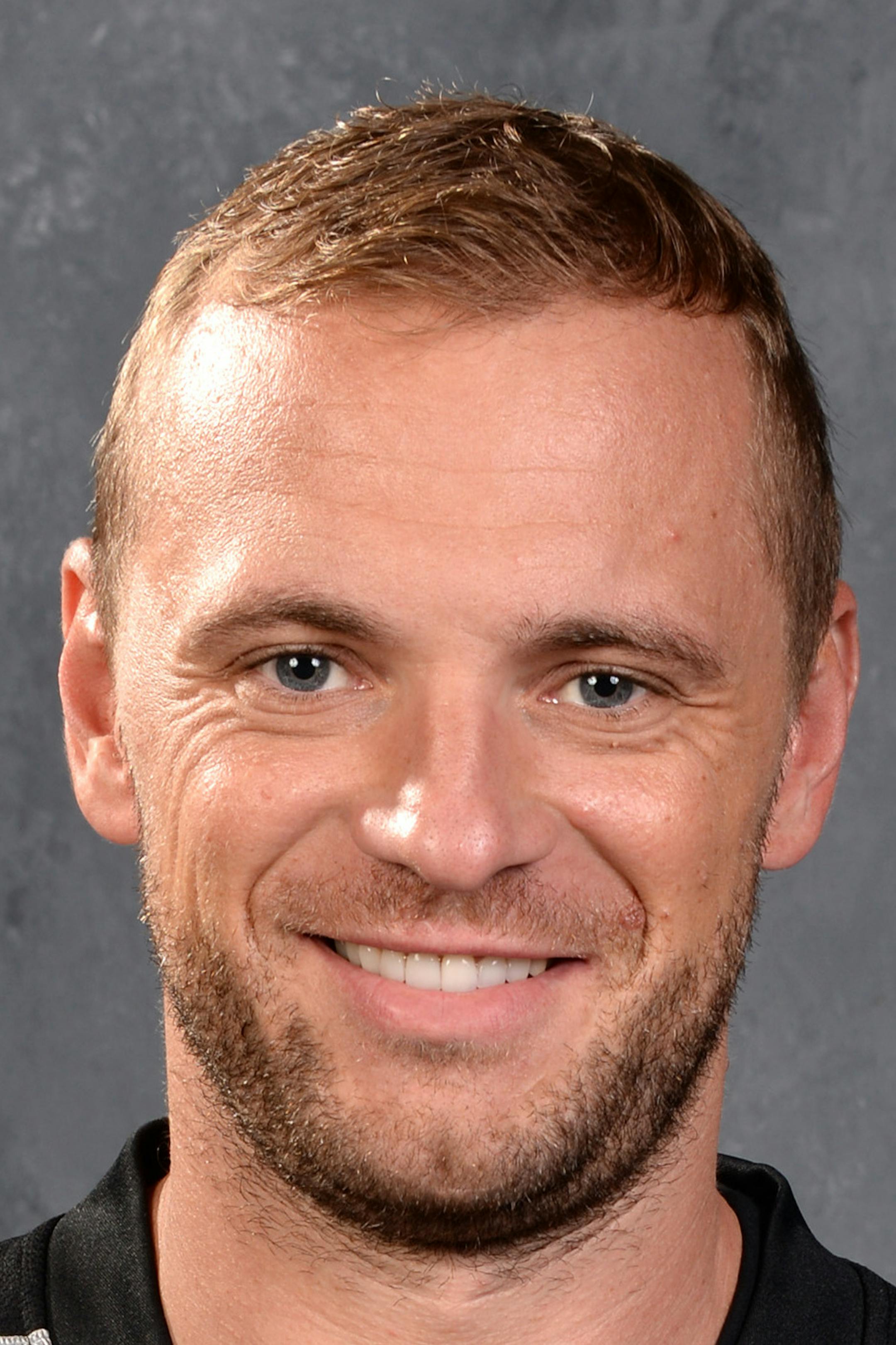 EL SEGUNDO, CA - SEPTEMBER 17: Marian Gaborik of the Los Angeles Kings poses for his official headshot for the 2015-2016 season on September 17, 2015 at the Toyota Sports Center in El Segundo, California. (Photo by Andrew D. Bernstein/NHLI via Getty Images). ORG XMIT: 570172393