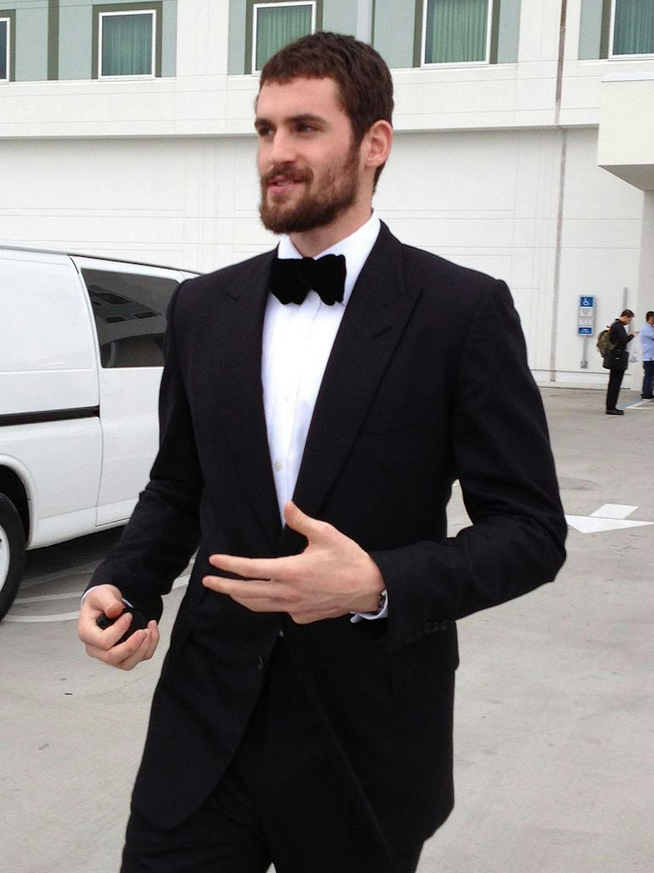 Kevin Love arrived at the All Star game Sunday wearing a tux. Courtesy of Timberwolves.
