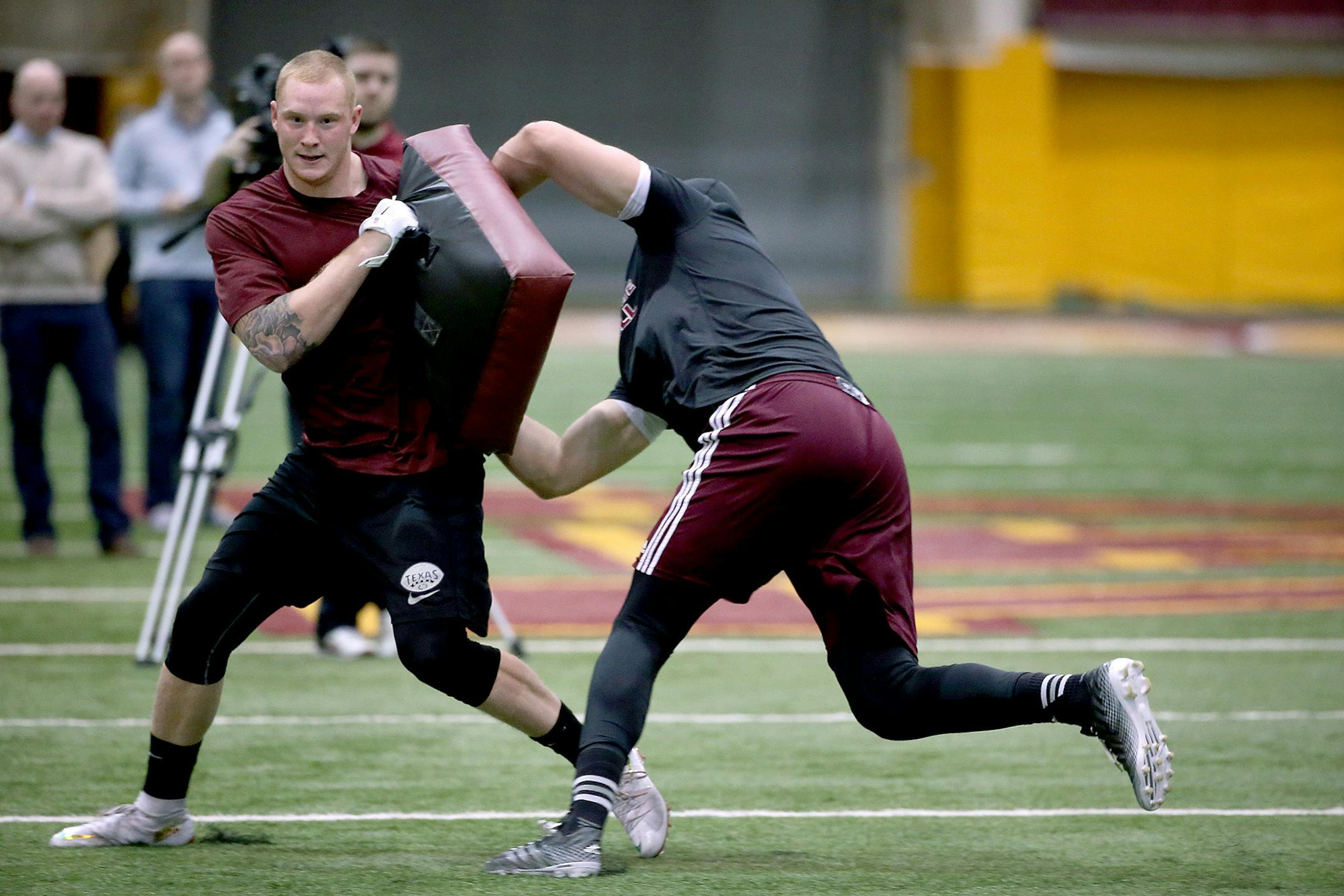 Minnesota's Max Williams was tested on his football skills before NFL scouts during Pro Day at the Nagurski building on campus, Monday, March 2, 2015. ] (ELIZABETH FLORES/STAR TRIBUNE) ELIZABETH FLORES � eflores@startribune.com