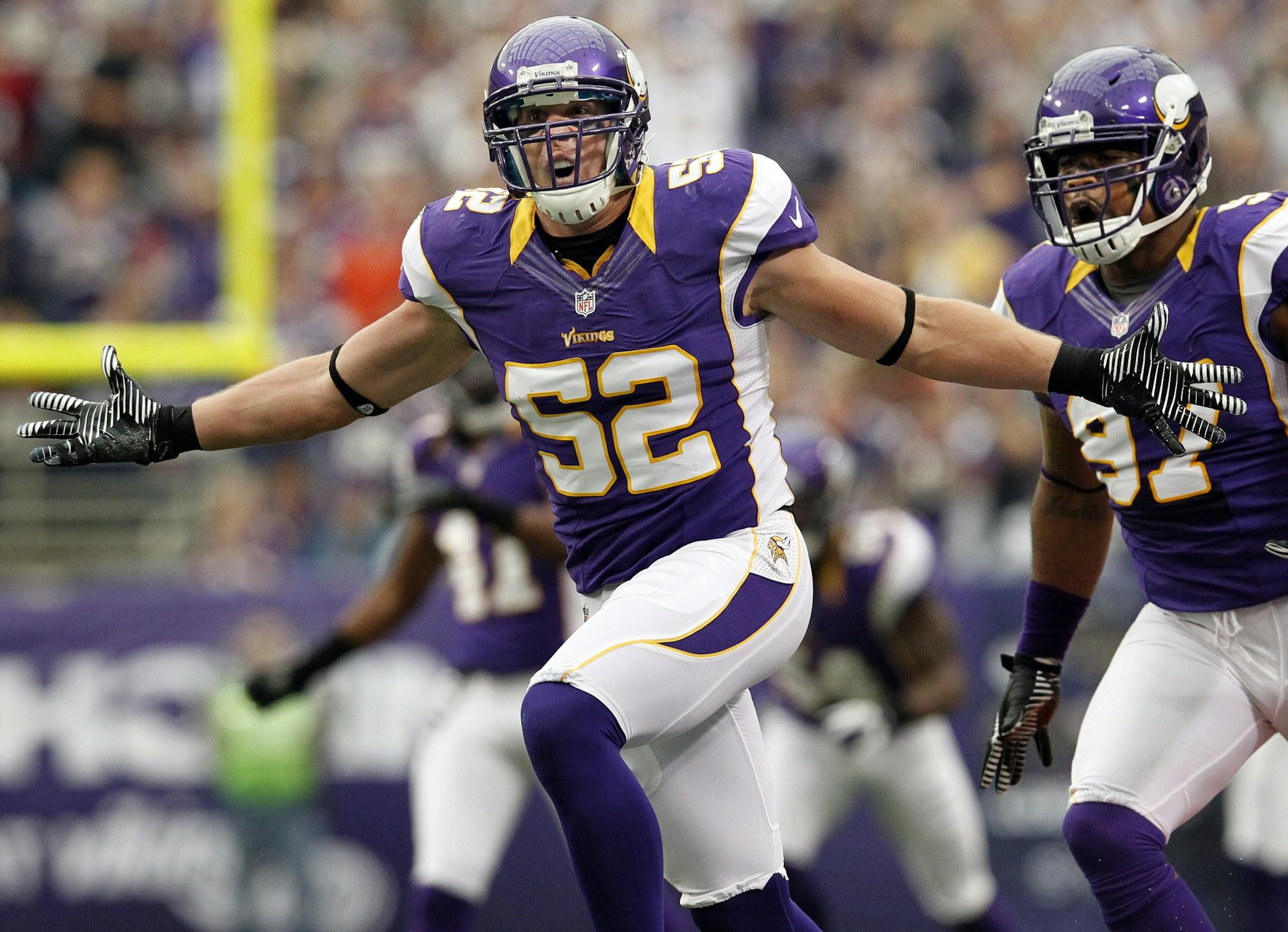 Vikings linebacker Chad Greenway