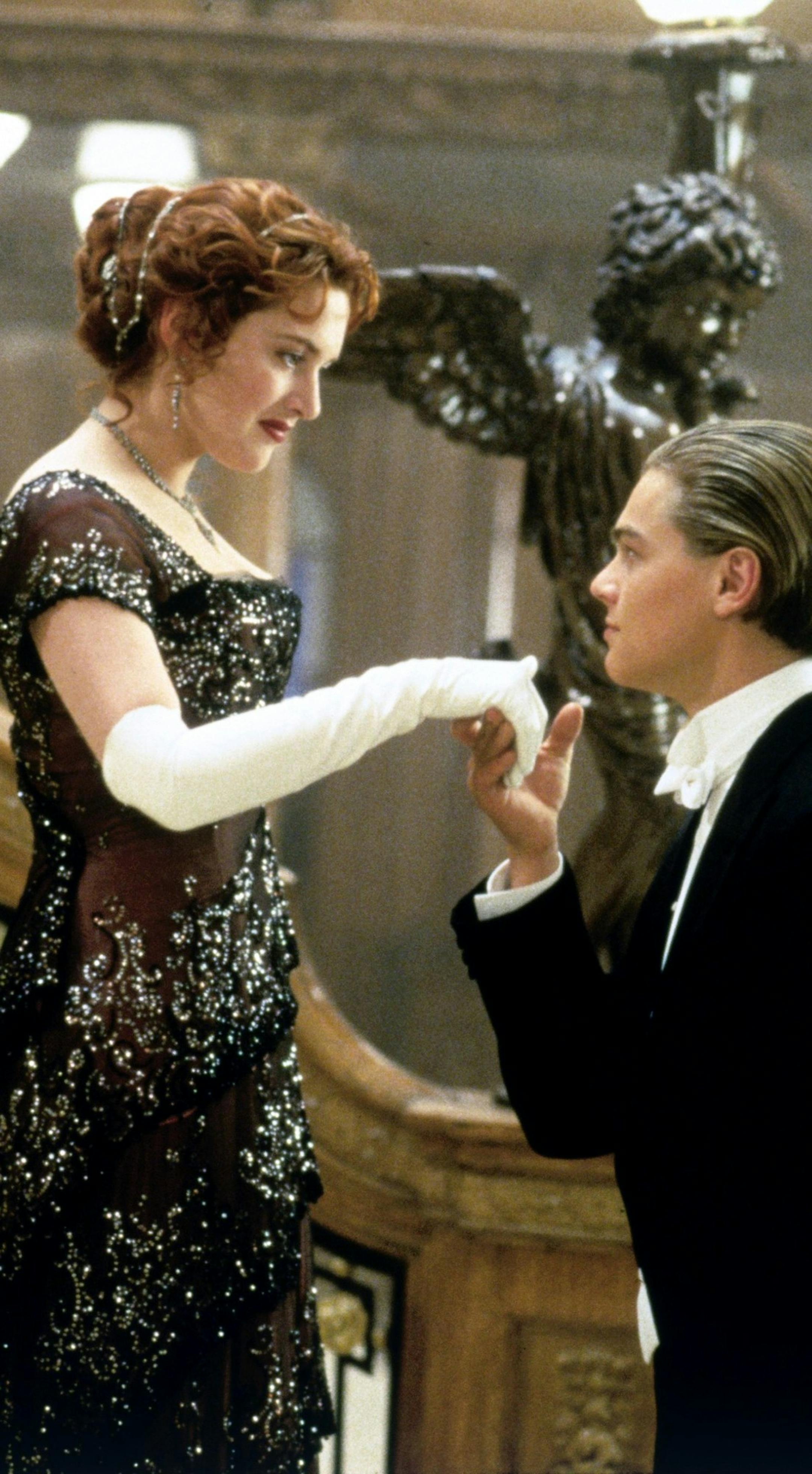 In this image released by Paramount Home Entertainment, Kate Winslet and Leonardo DiCaprio are shown in a scene from, "Titanic." (AP Photo/Paramount Pictures) ** NO SALES **
