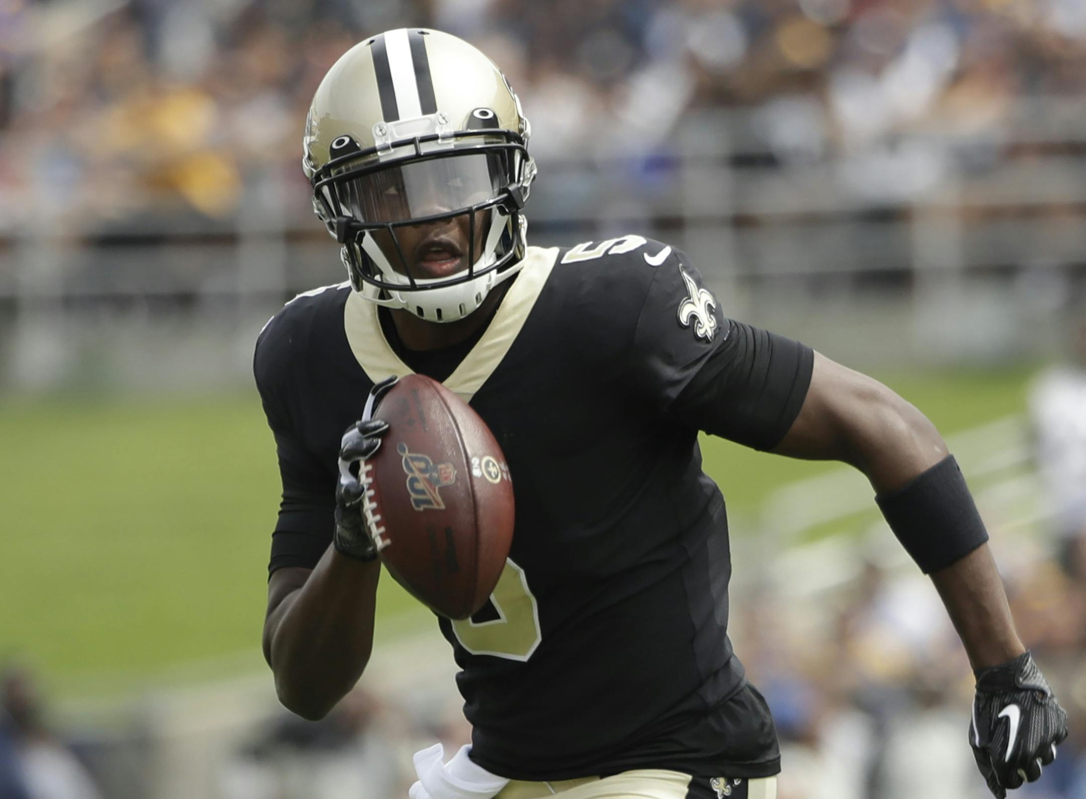 New Orleans Saints quarterback Teddy Bridgewater passes against the Los Angeles Rams during the first half of an NFL football game Sunday, Sept. 15, 2019, in Los Angeles. (AP Photo/Marcio Jose Sanchez)
