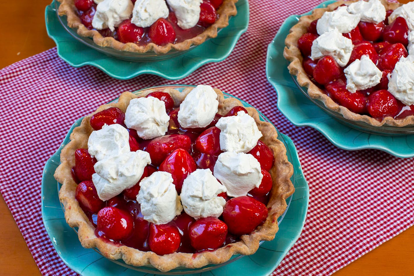 Homemade Cafe in Pepin serves fresh homemade strawberry pies. ] COURTNEY PEDROZA • courtney.pedroza@startribune.com June 22-24, 2017; Wisconsin restaurants, cafes, bars, bakeries and breweries; Dining along the Mississippi River.