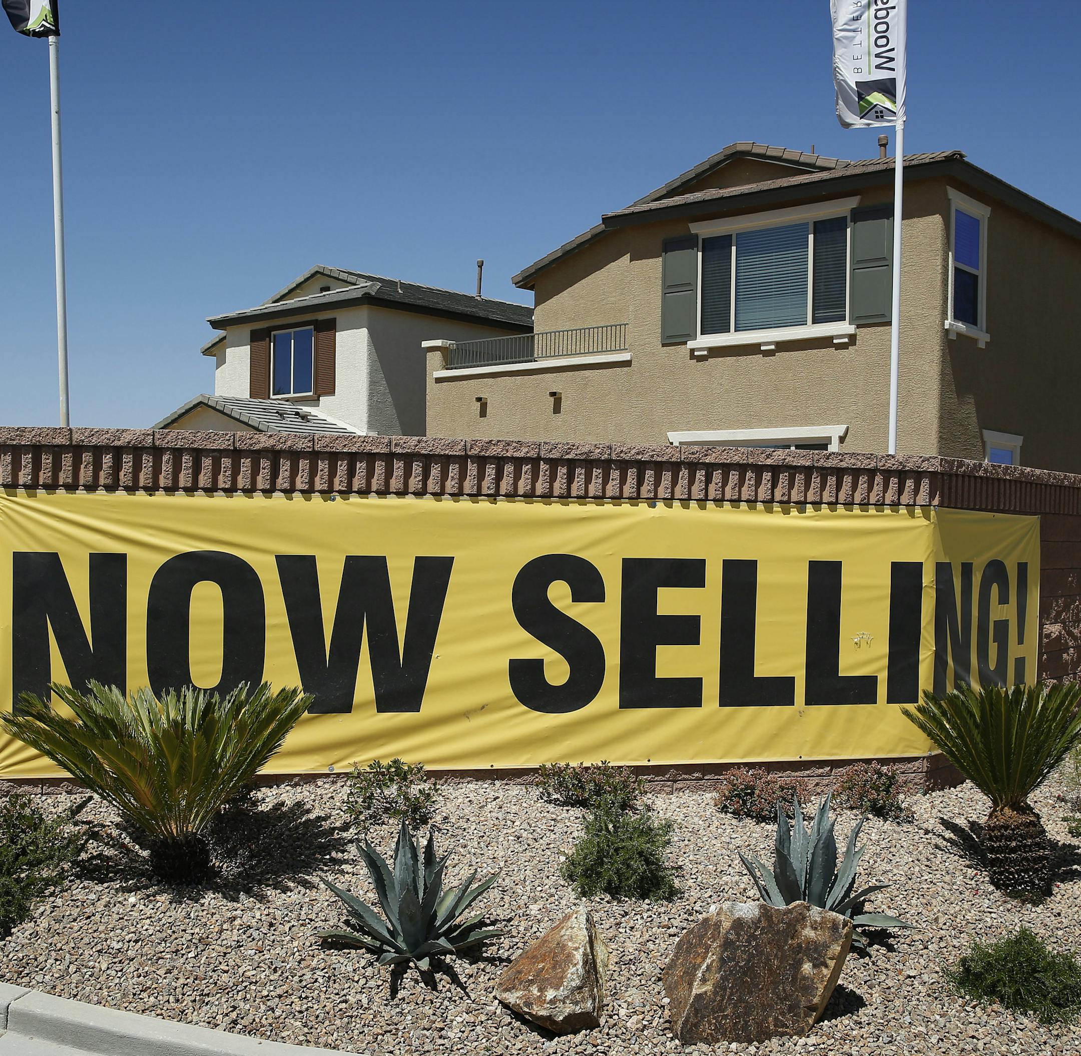 FILE - In this April 13, 2015 file photo, a sign advertises homes for sale in Las Vegas. Freddie Mac, the mortgage company, releases weekly mortgage rates on Thursday, May 14, 2015. (AP Photo/John Locher, File) ORG XMIT: NYBZ158