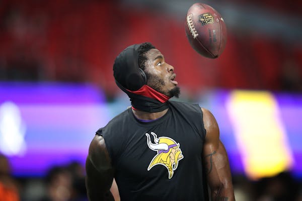 Minnesota Vikings wide receiver Laquon Treadwell (11) warmed up at the Mercedes -Benz Stadium Sunday December 3, 2017 in Atlanta, GA.] JERRY HOLT &#xe