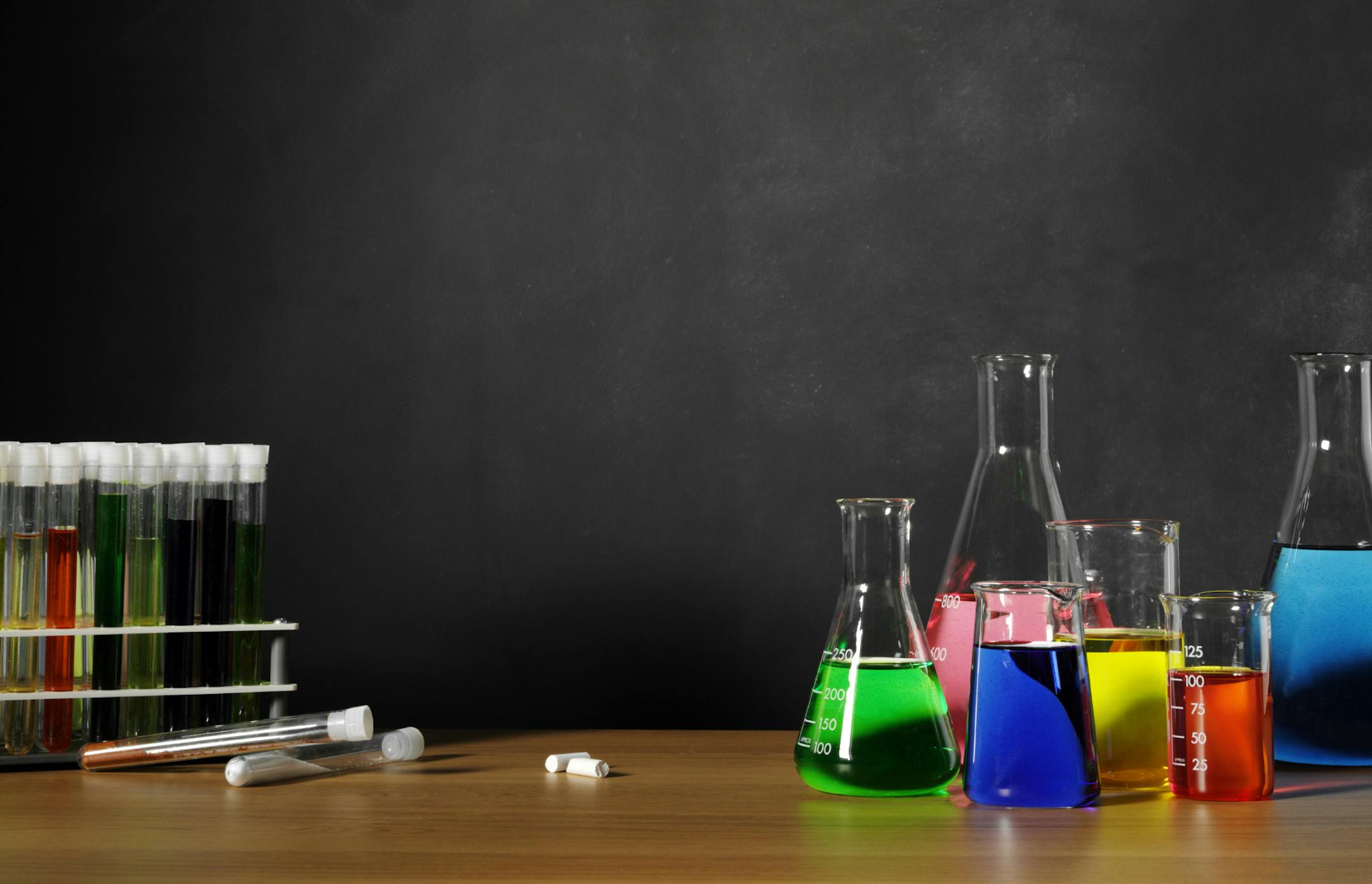 Science lab classroom ORG XMIT: MIN1603281058550810