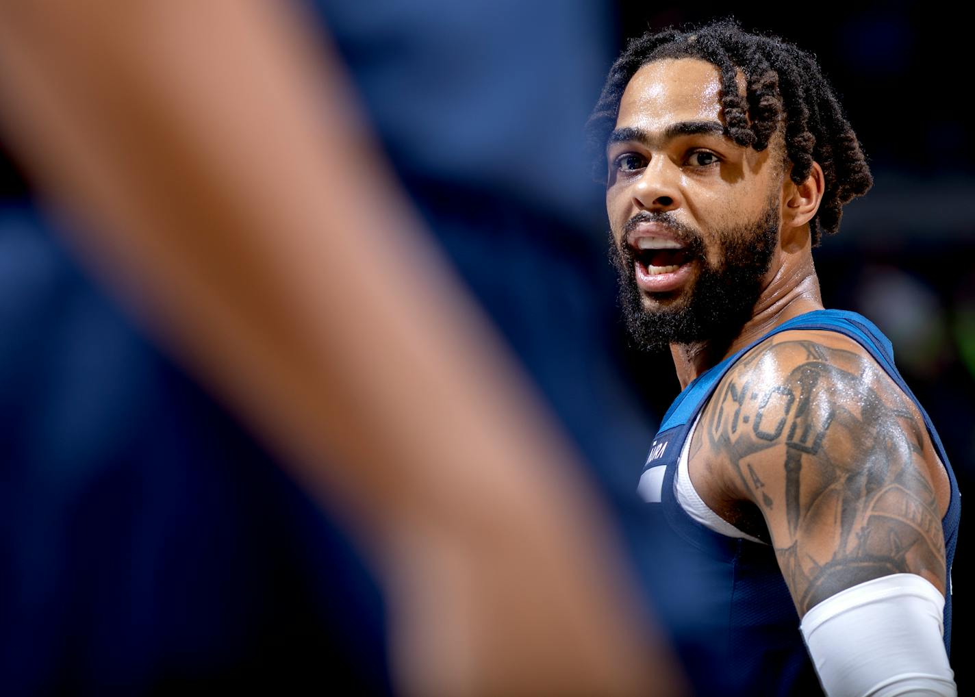 D'Angelo Russell (0) of the Minnesota Timberwolves in the first quarter Wednesday, November 9, 2022, at Target Center in Minneapolis, Minn. ] CARLOS GONZALEZ • carlos.gonzalez@startribune.com.