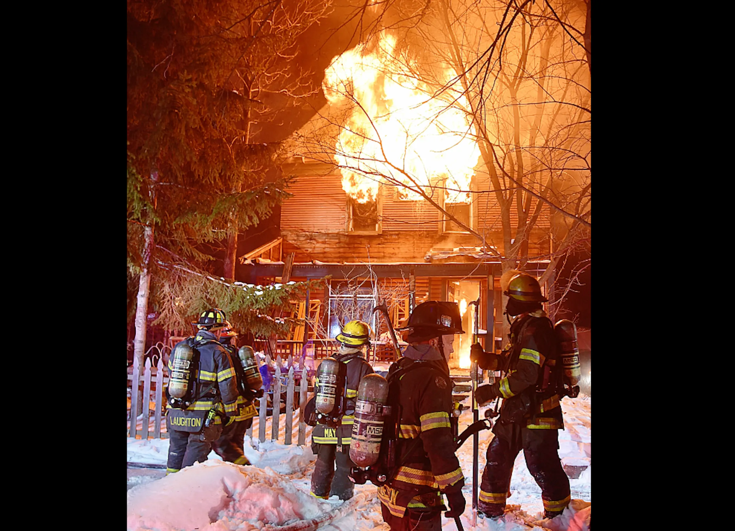 One killed in south Minneapolis house fire