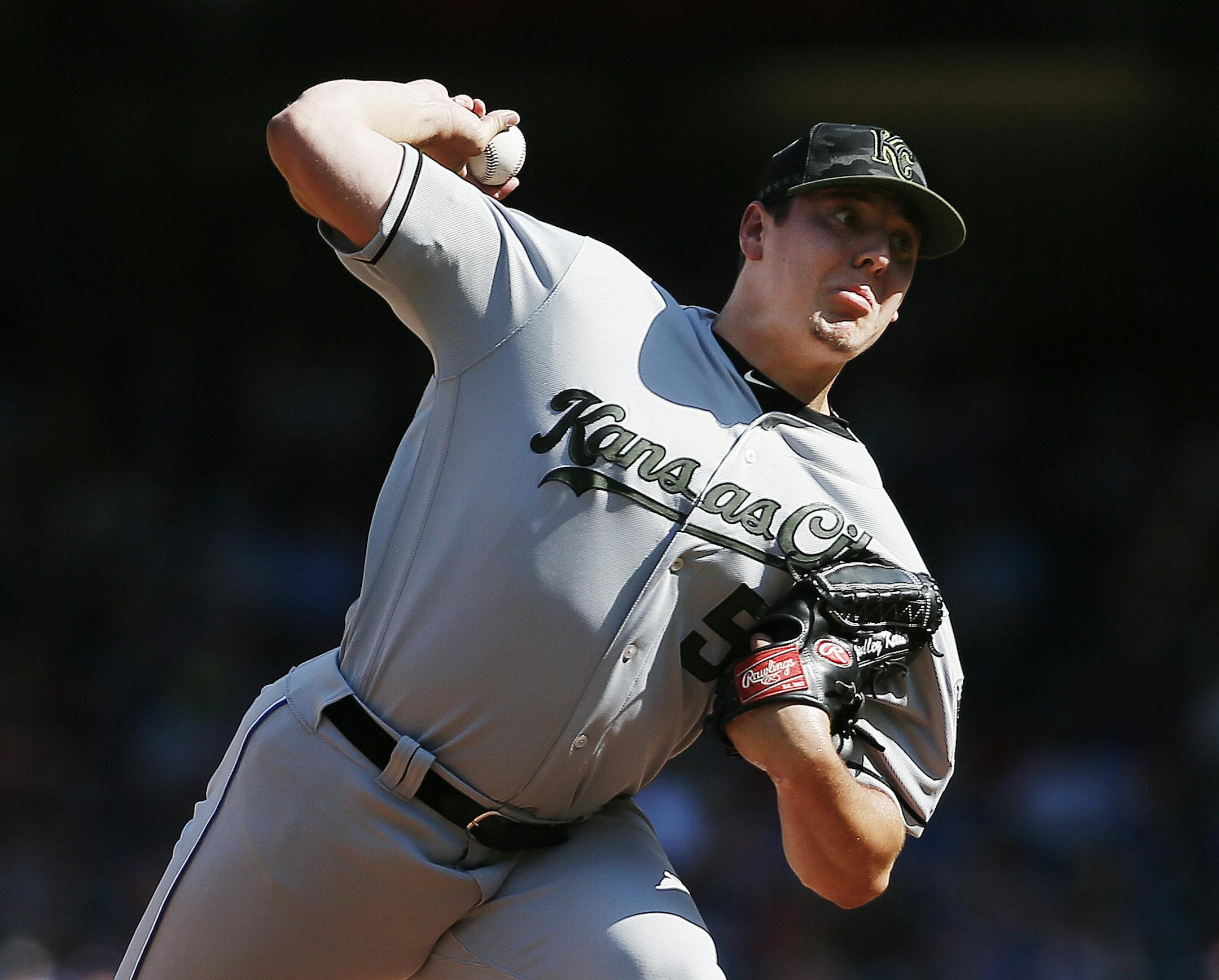 Kansas City Royals relief pitcher Brad Keller (56) throws during the sixth inning of a baseball game against the Texas Rangers, Saturday, May 26, 2018, in Arlington, Texas. (AP Photo/Brandon Wade)