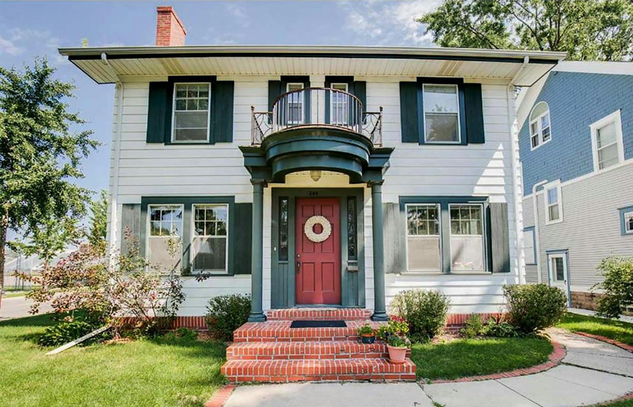 St. Paul
Built in 1921, this four-bedroom, two-bath house located in the Macalester-Groveland neighborhood has 2,076 square feet and features three bedrooms on one level, hardwood floors, fireplace, wood moldings and built-ins, formal dining room, deck, fenced yard and two-car detached garage. Listed by Travis Erickson, Re/Max Results, 612-729-7130.