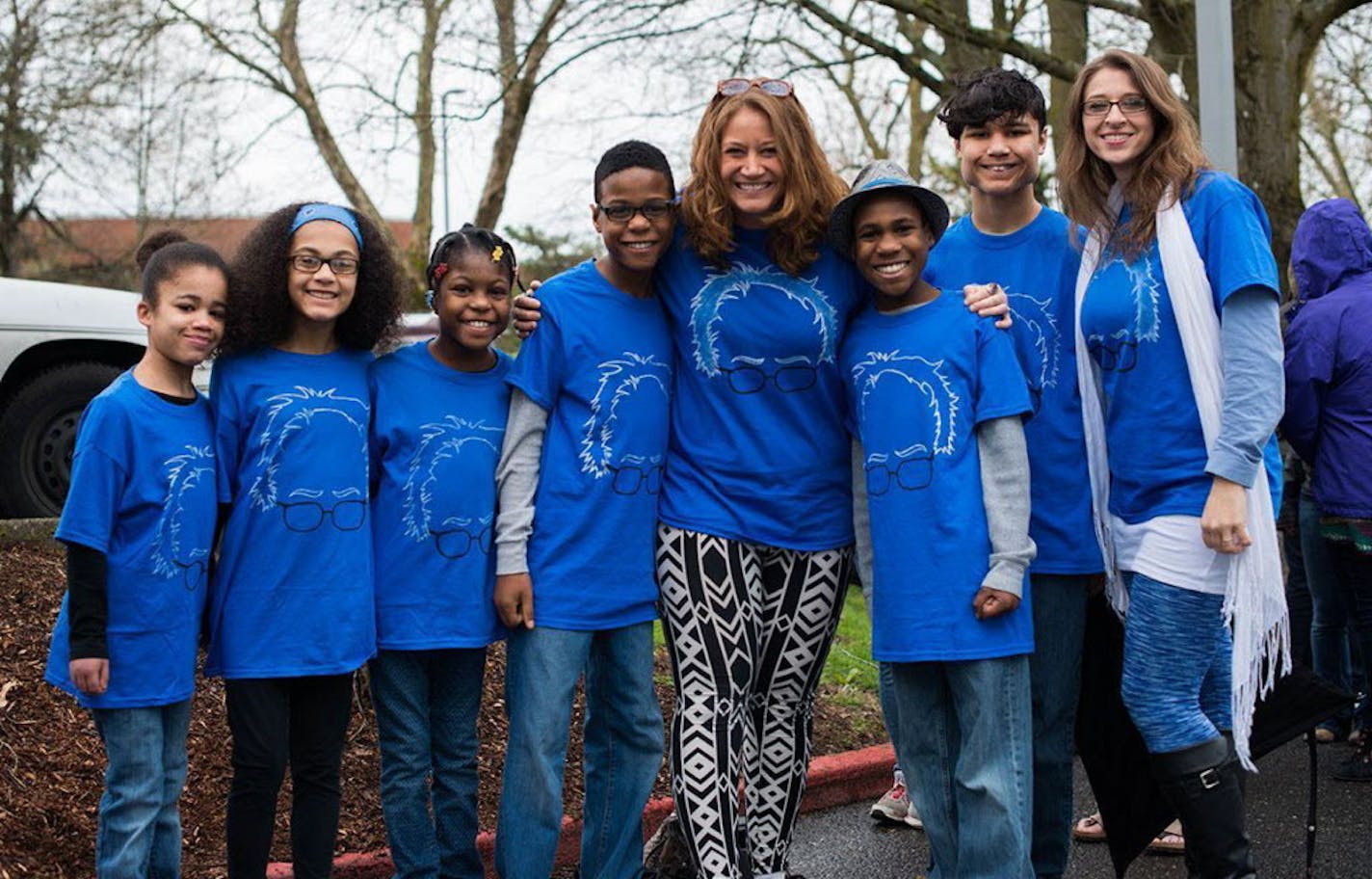 This March 20, 2016 photo shows Hart family of Woodland, Wash., at a Bernie Sanders rally in Vancouver, Wash. Authorities in Northern California say they believe all six children from a family were in a vehicle that plunged off a coastal cliff. Mendocino County Sheriff Tom Allmon told reporters Wednesday, March 28, 2018, that only three bodies of the children have been recovered. Their parents also died Monday.