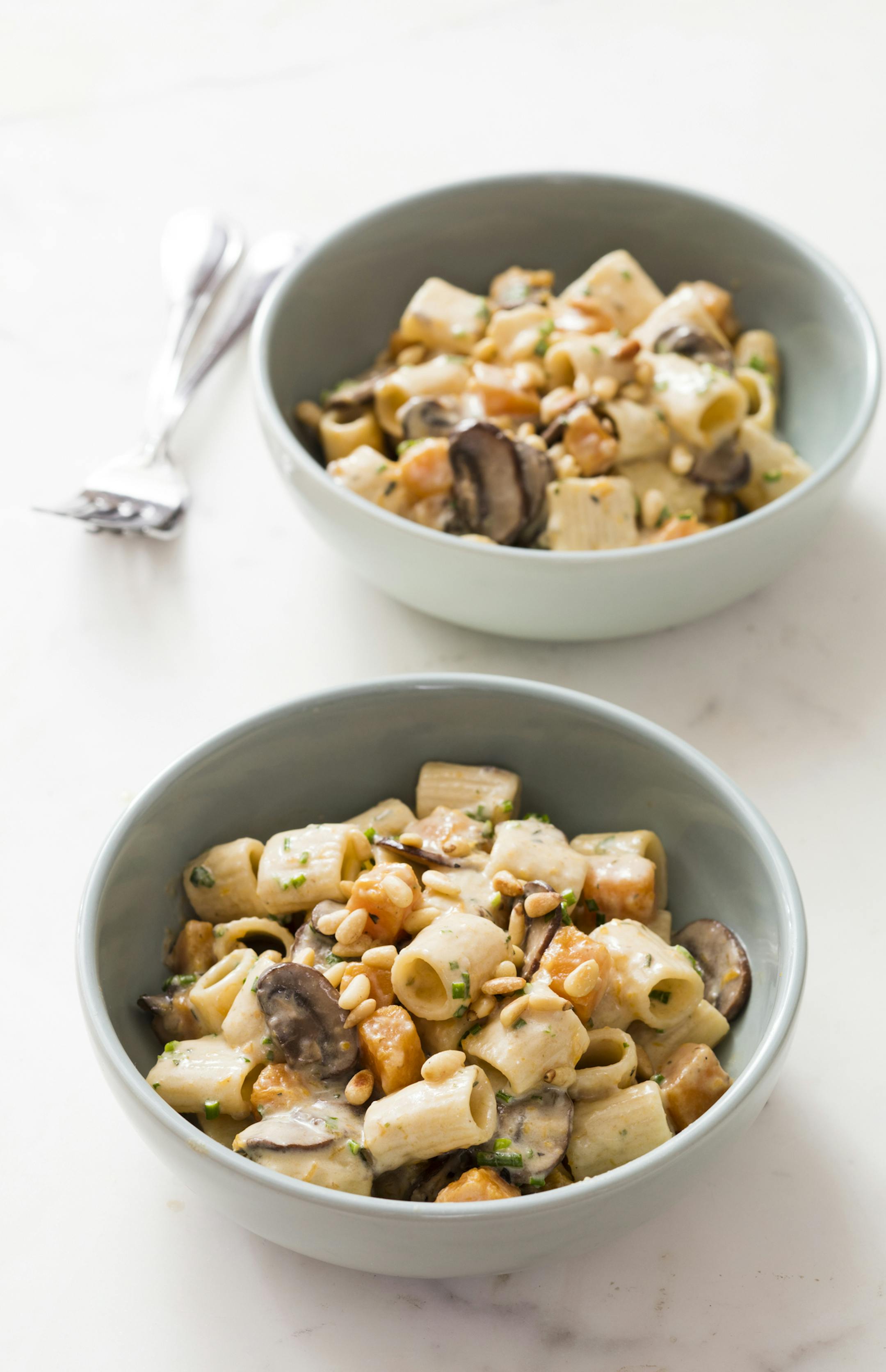 Pasta with Mushrooms and Butternut Squash,BY Daniel J. van Ackere ORG XMIT: 1006602