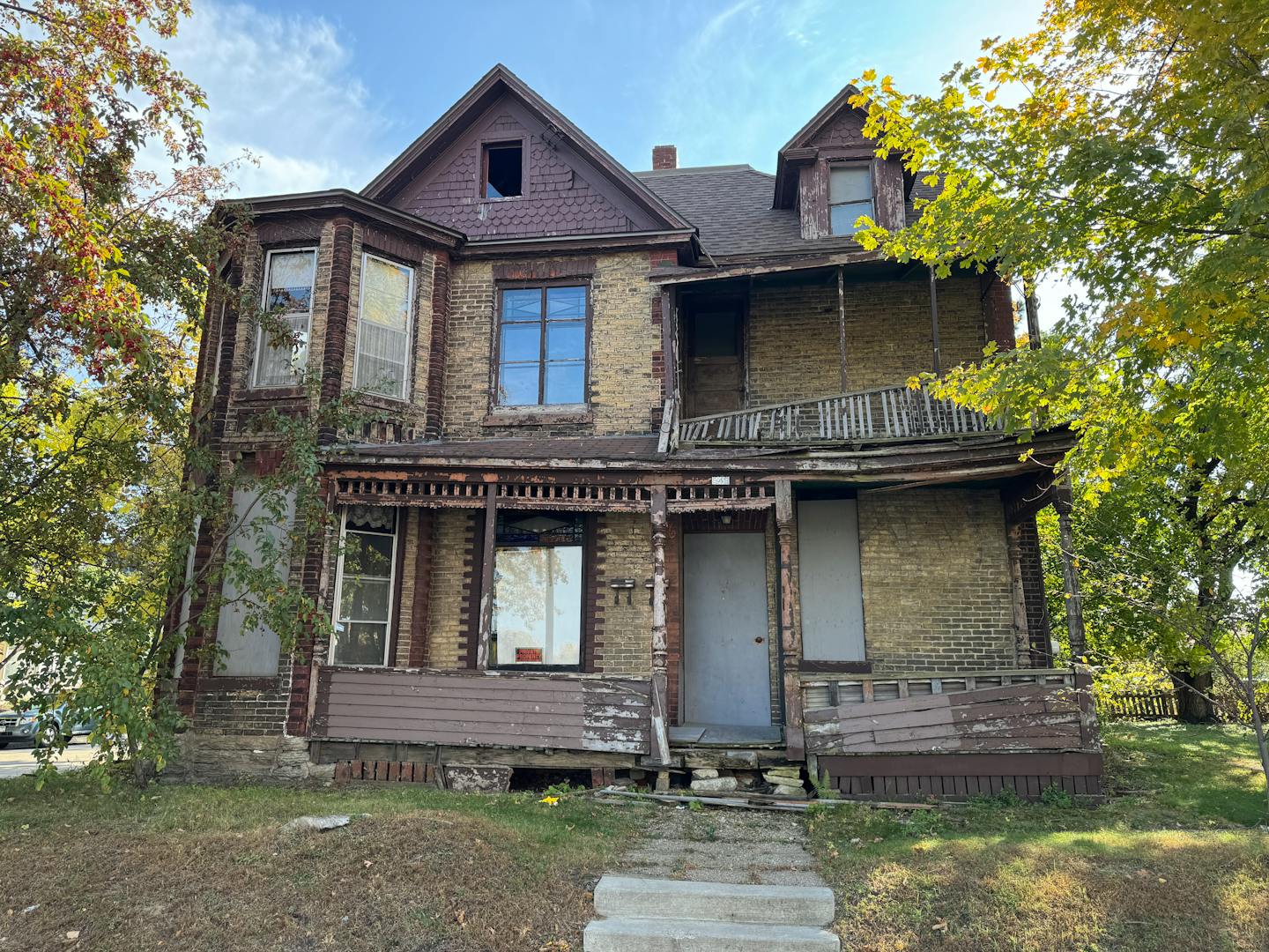 Derelict 1889 house in northeast Minneapolis is saved