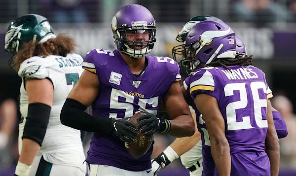 Minnesota Vikings outside linebacker Anthony Barr (55) celebrated after he recovered a fumble in the fourth quarter. ] ANTHONY SOUFFLE &#x2022; anthon