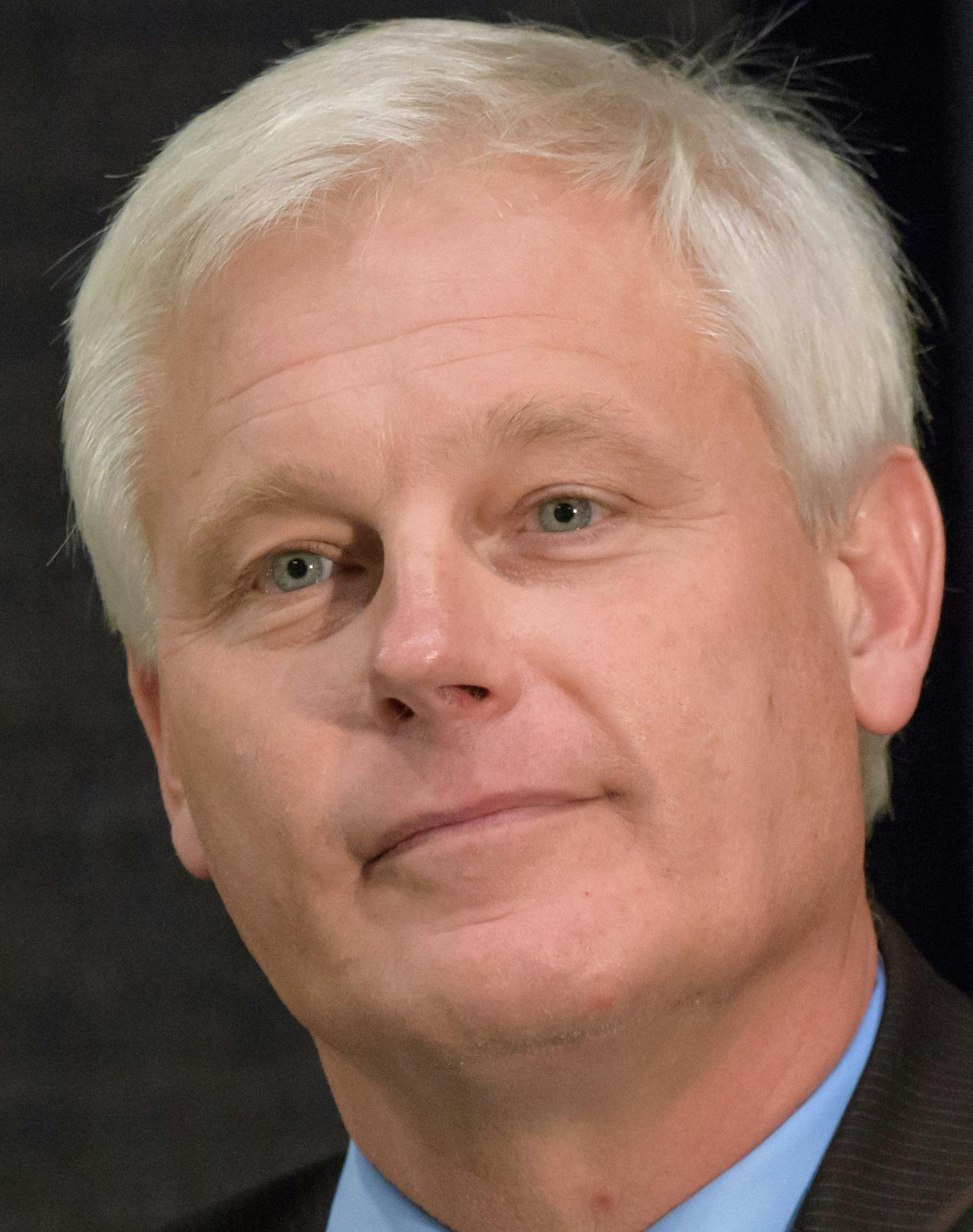 Rep. Paul Thissen (Minneapolis) ] GLEN STUBBE &#x2022; glen.stubbe@startribune.com Friday, October 6, 2017 DFL candidates for governor gathered in Duluth for a forum in front of AFSCME, the major public employee union. Their endorsement will be pivotal in next year's governor's race whose endorsement is sought after. The invited candidates are St. Paul Mayor Chris Coleman
Rep. Tina Liebling (Rochester)
Rep. Erin Murphy (St. Paul)
State Auditor Rebecca Otto
Rep. Paul Thissen (Minneapolis)
U.S. Re