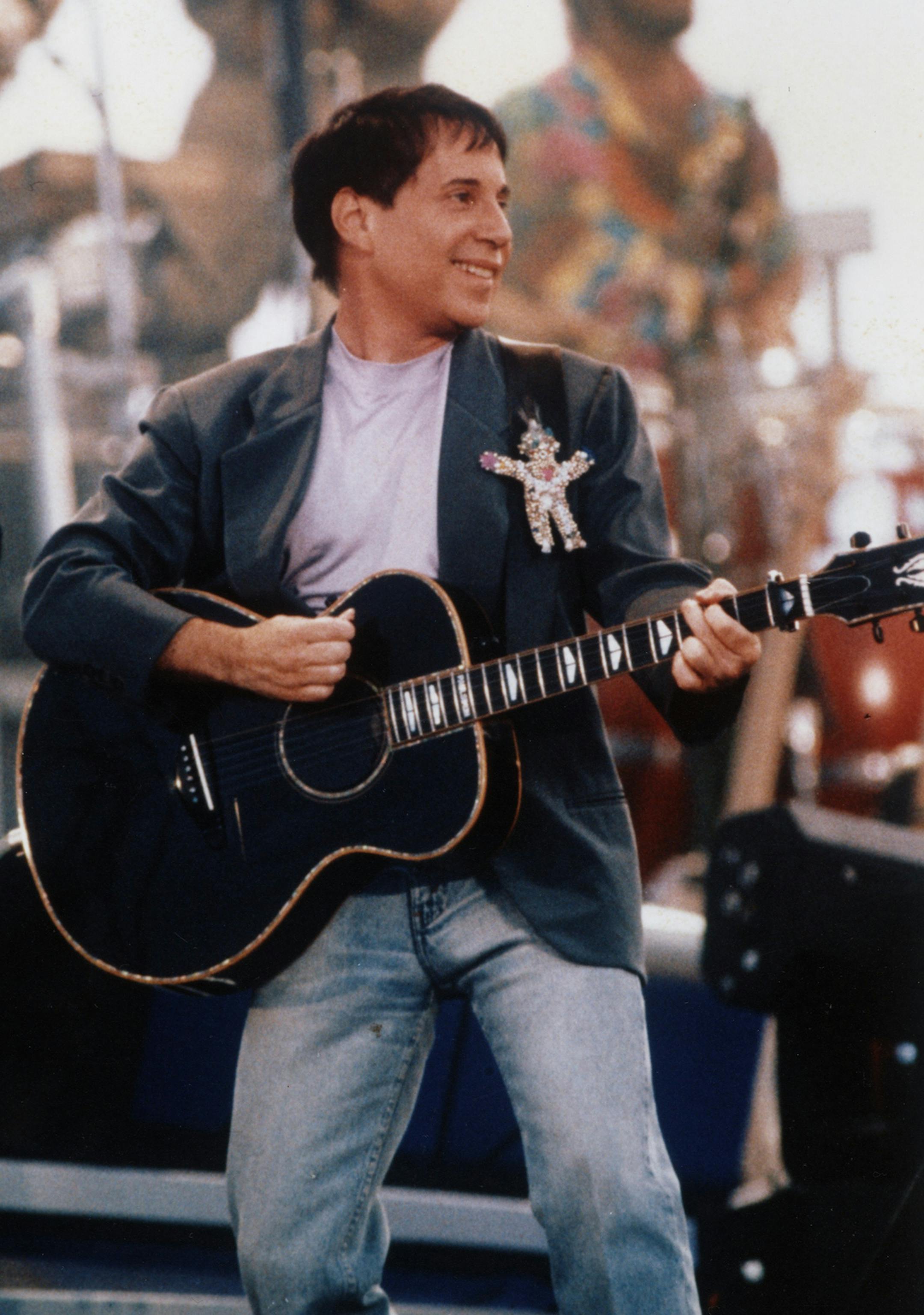 PBS
ìPaul Simonís Concert in the Parkî